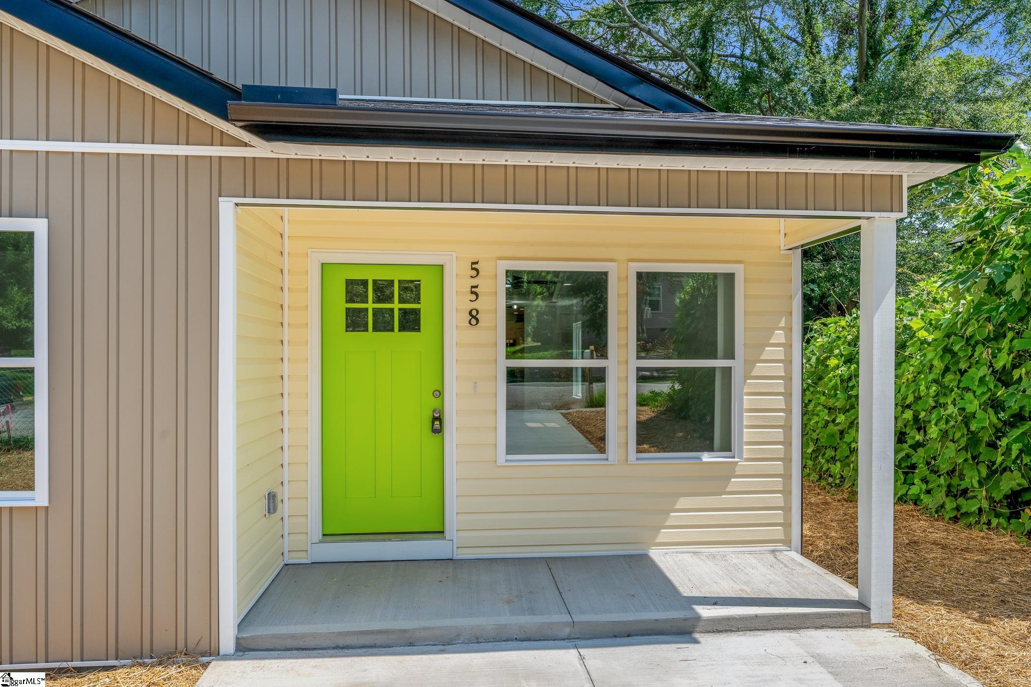 558 S Center Street Spartanburg, SC 29301
