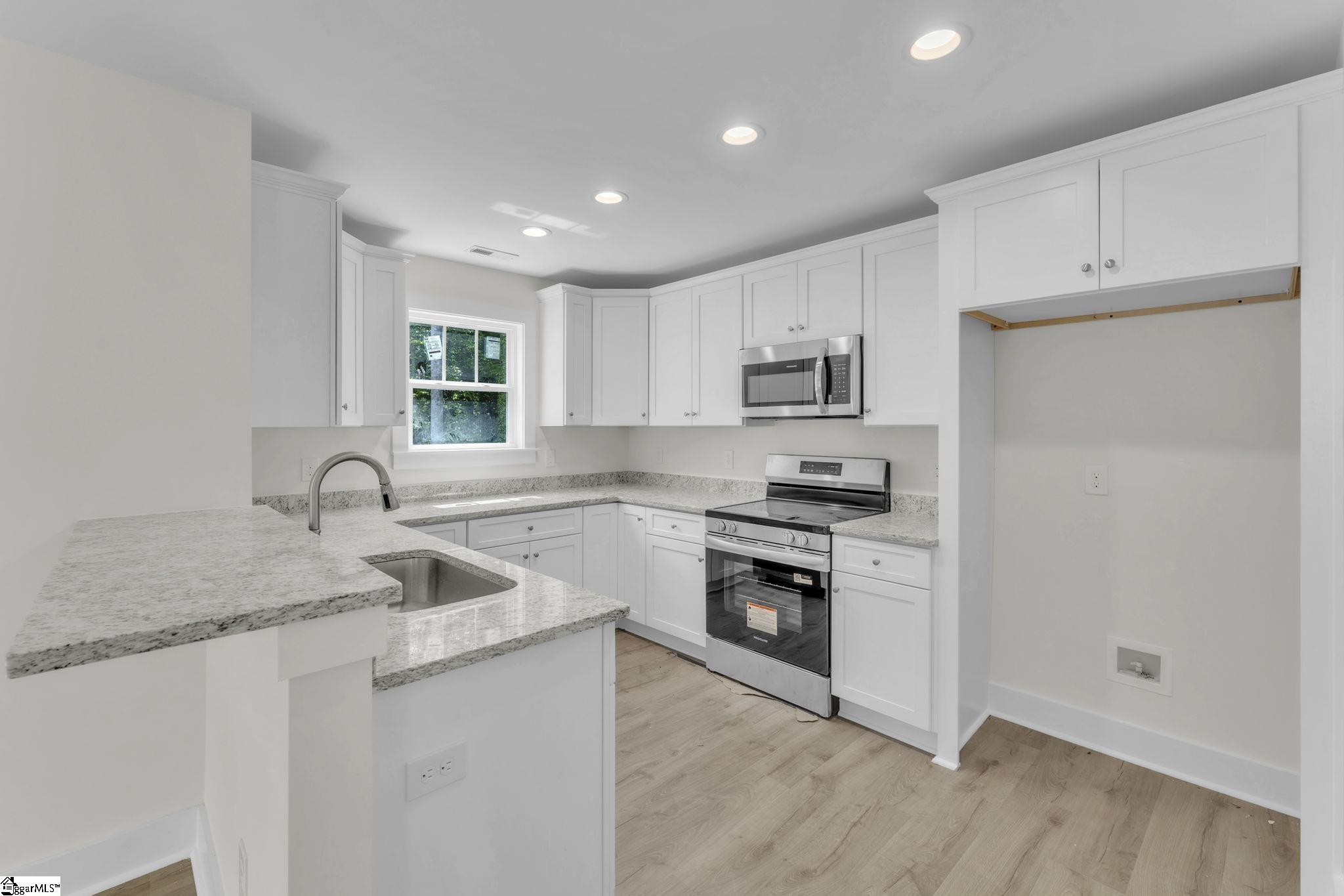 398 Woodland Circle Belton, SC 29627