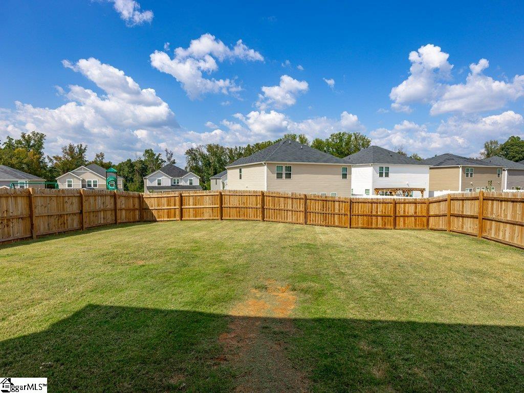 688 Grays Creek Road Spartanburg, SC 29303