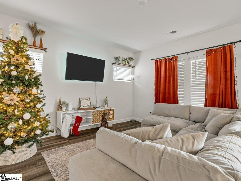 688 Grays Creek Road Spartanburg, SC 29303