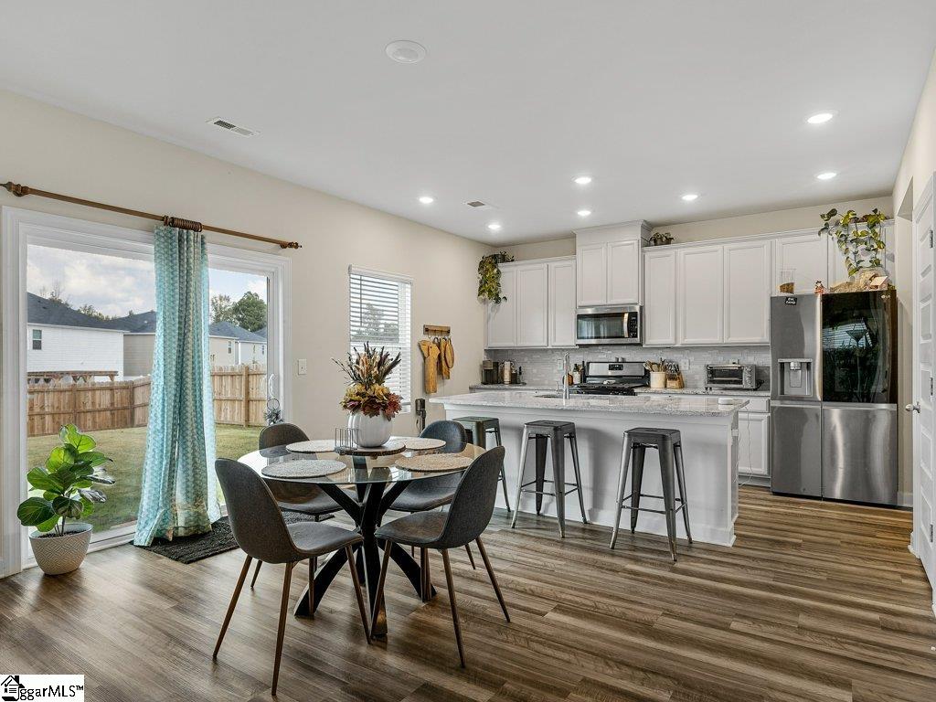 688 Grays Creek Road Spartanburg, SC 29303