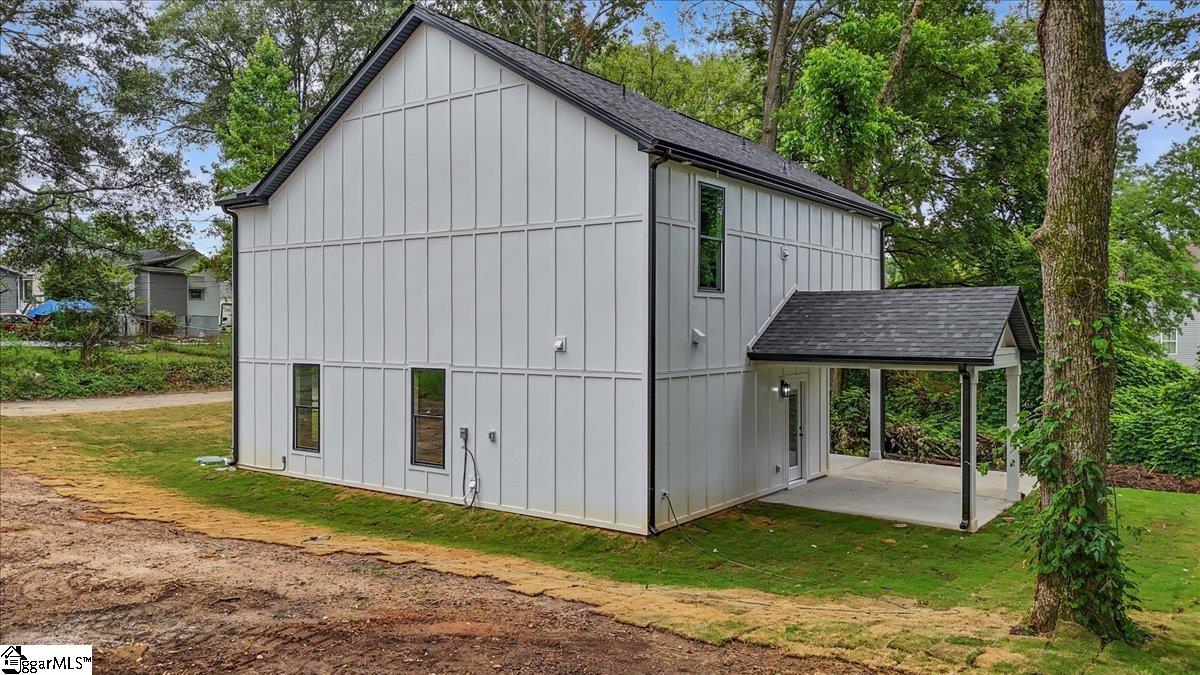 1 Hollis Street Greenville, SC 29611