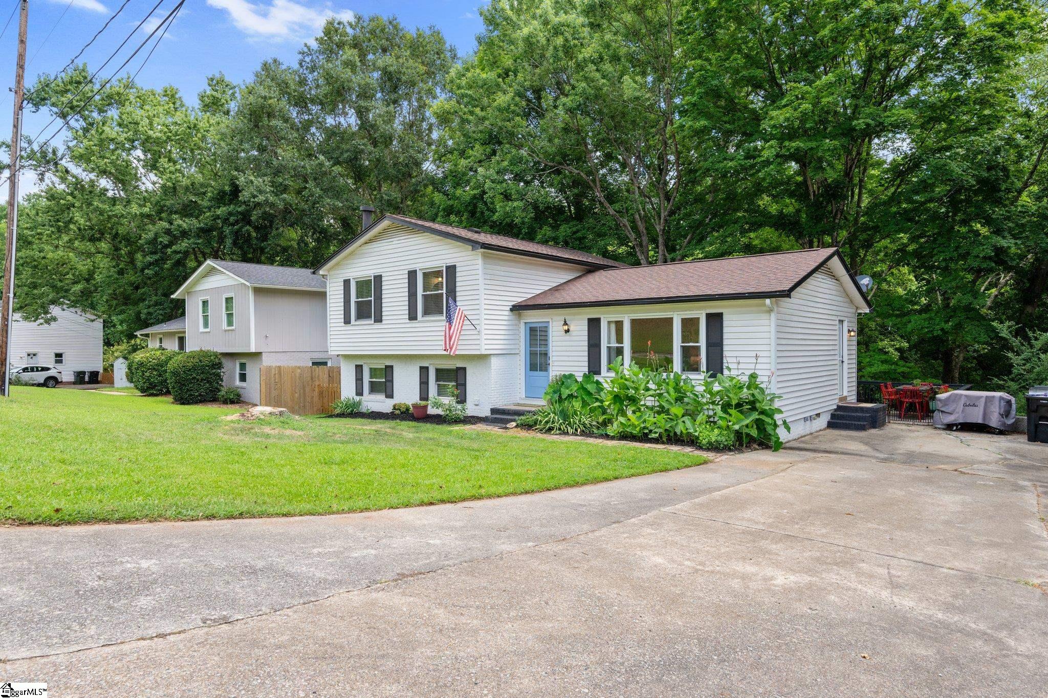 505 Seminole Drive Simpsonville, SC 29680