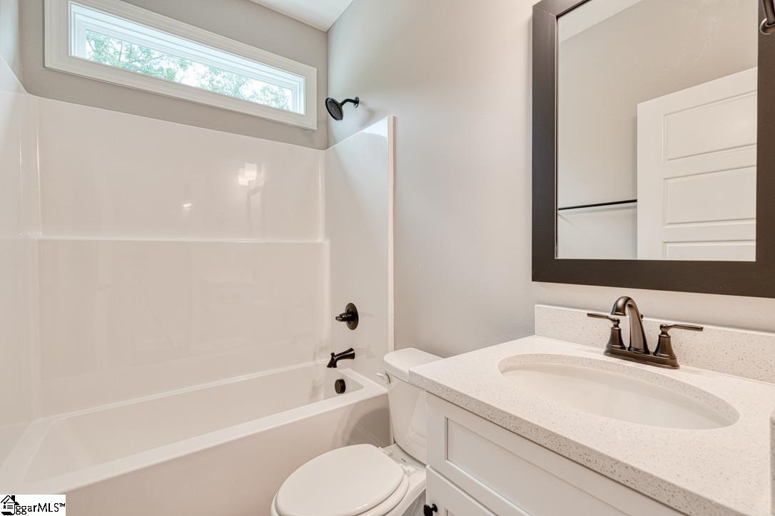 136 Anita Drive Spartanburg, SC 29302