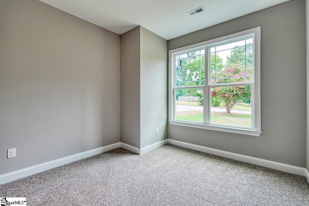 136 Anita Drive Spartanburg, SC 29302