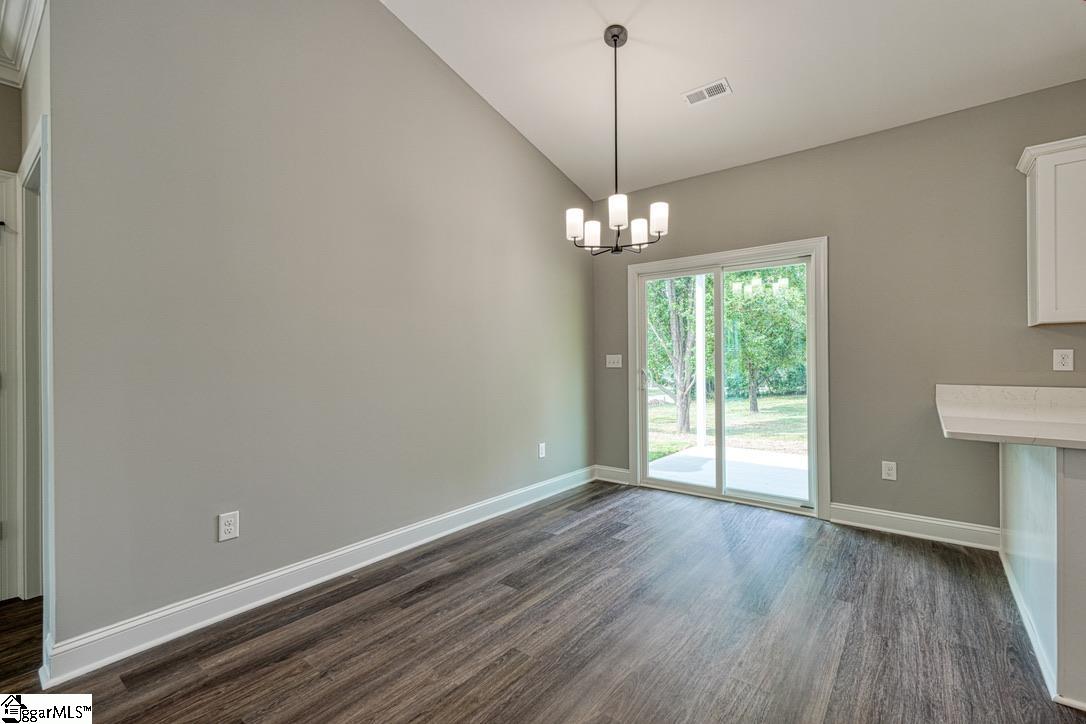 136 Anita Drive Spartanburg, SC 29302
