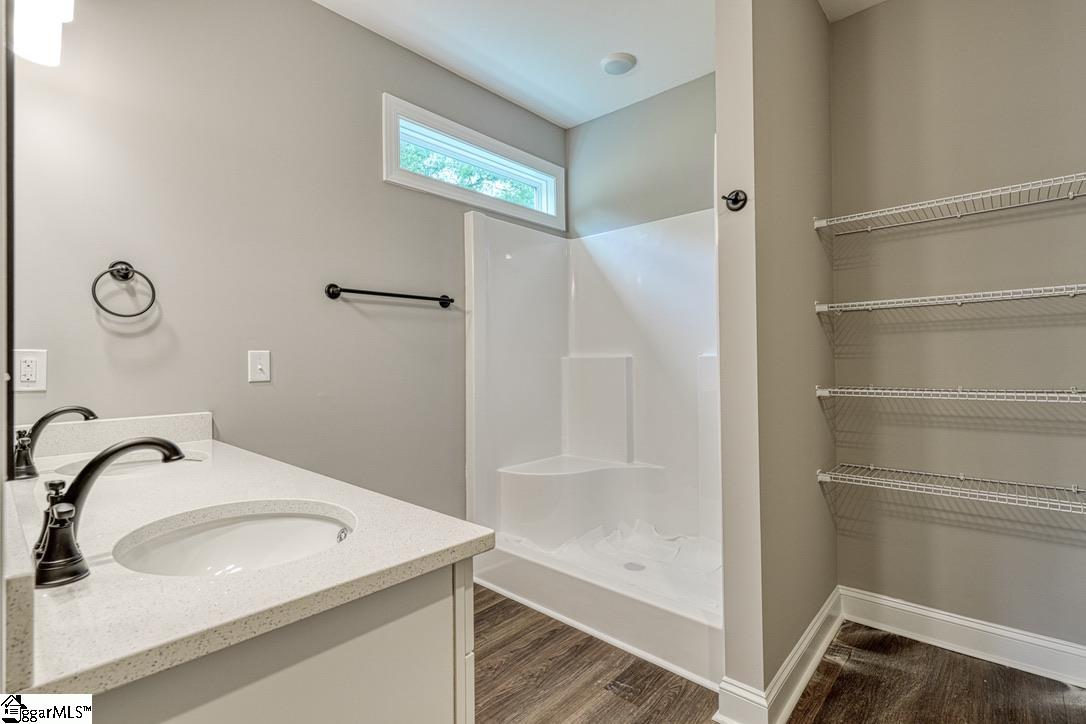 136 Anita Drive Spartanburg, SC 29302