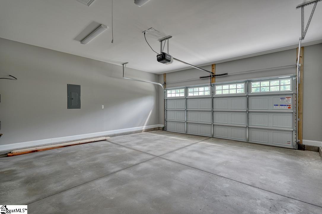 136 Anita Drive Spartanburg, SC 29302