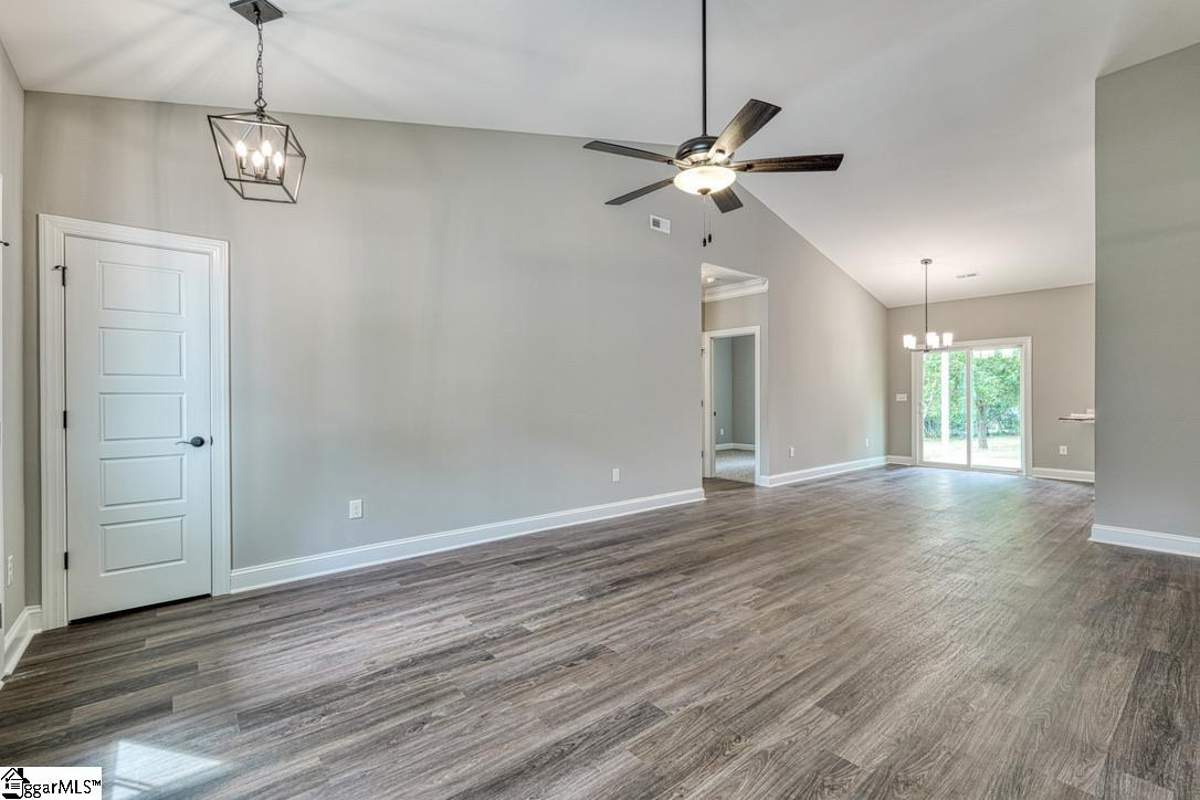 136 Anita Drive Spartanburg, SC 29302