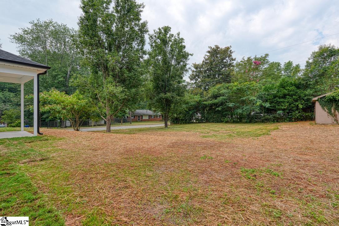 136 Anita Drive Spartanburg, SC 29302