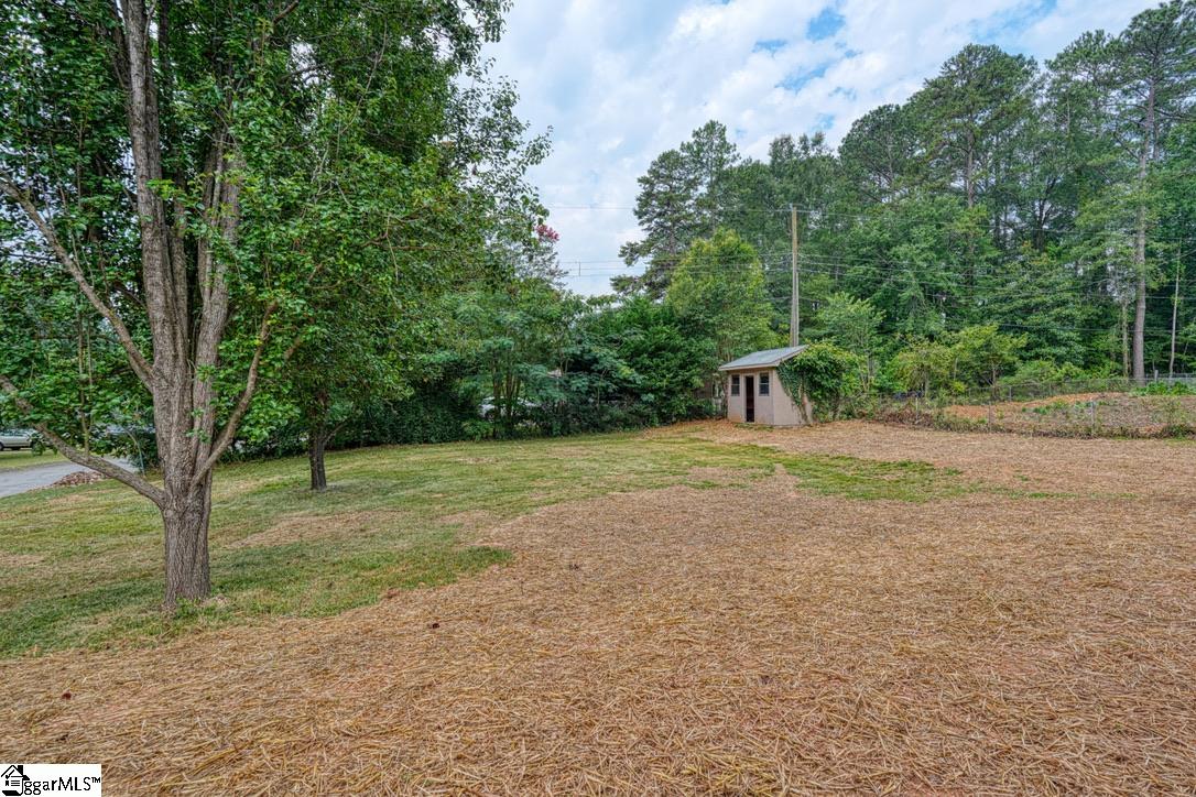 136 Anita Drive Spartanburg, SC 29302