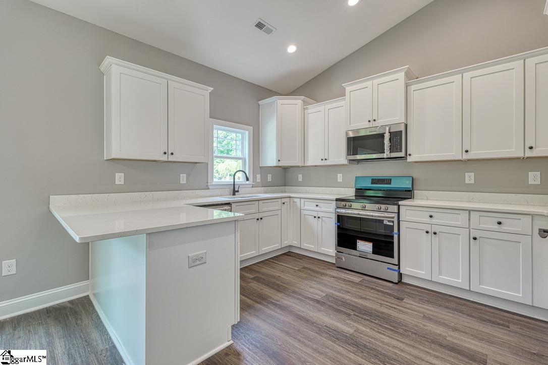 136 Anita Drive Spartanburg, SC 29302
