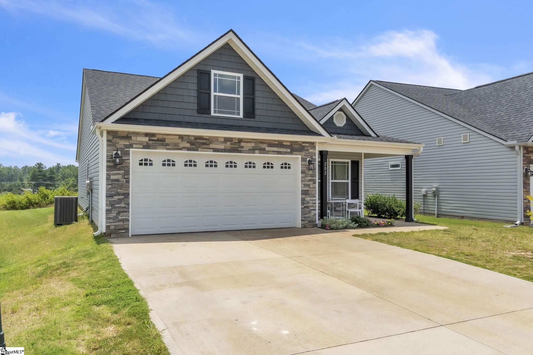 202 Highland Springs Loop Inman, SC 29349