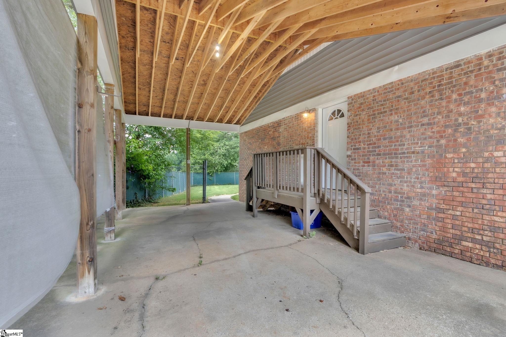 312 Pine Knoll Drive Greenville, SC 29609