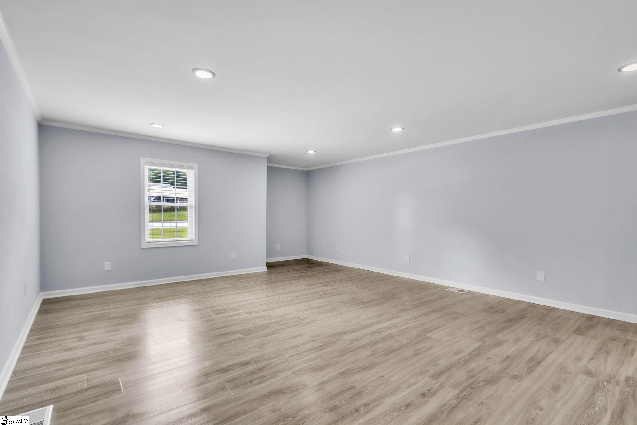 312 Pine Knoll Drive Greenville, SC 29609