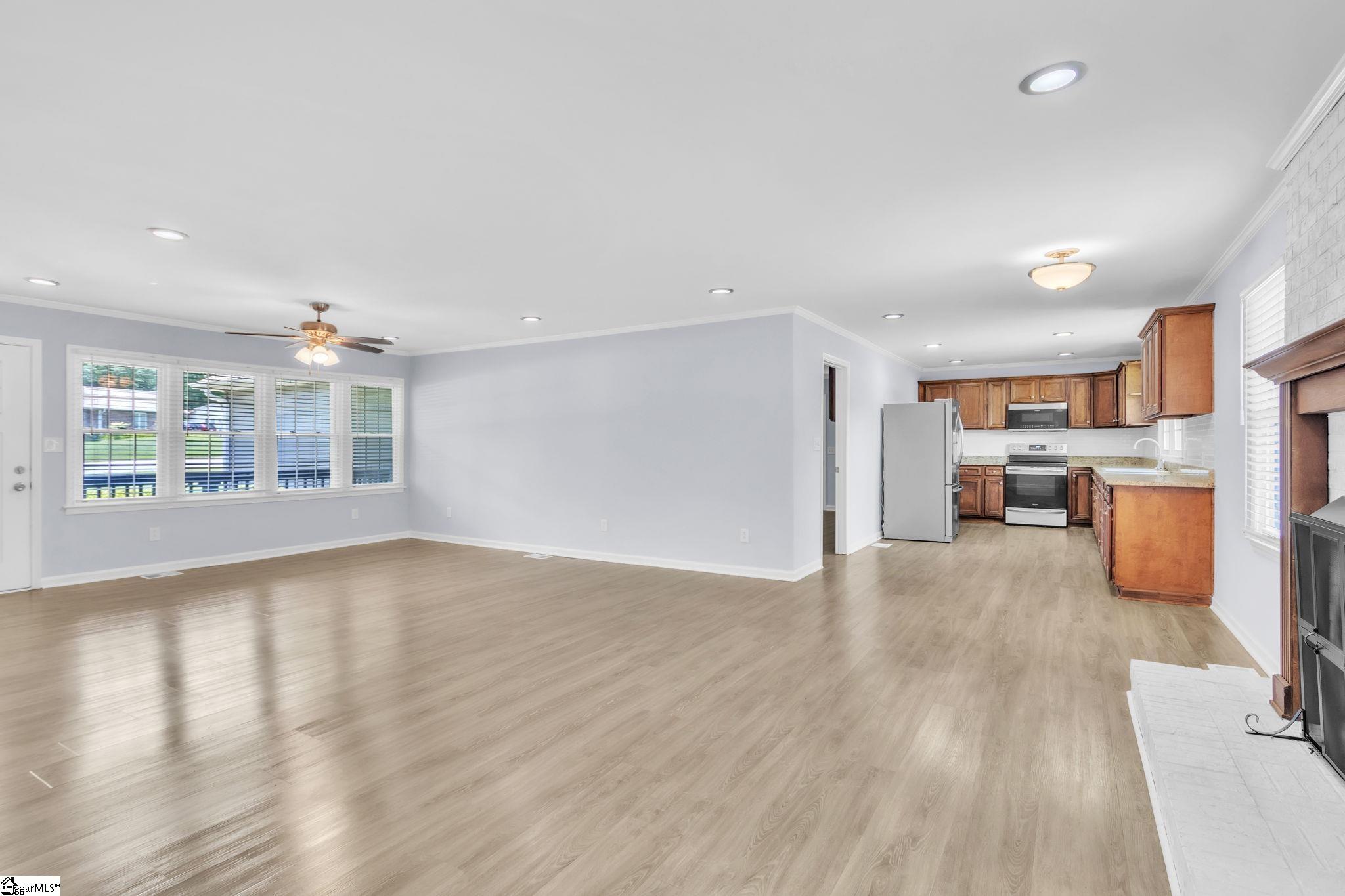 312 Pine Knoll Drive Greenville, SC 29609