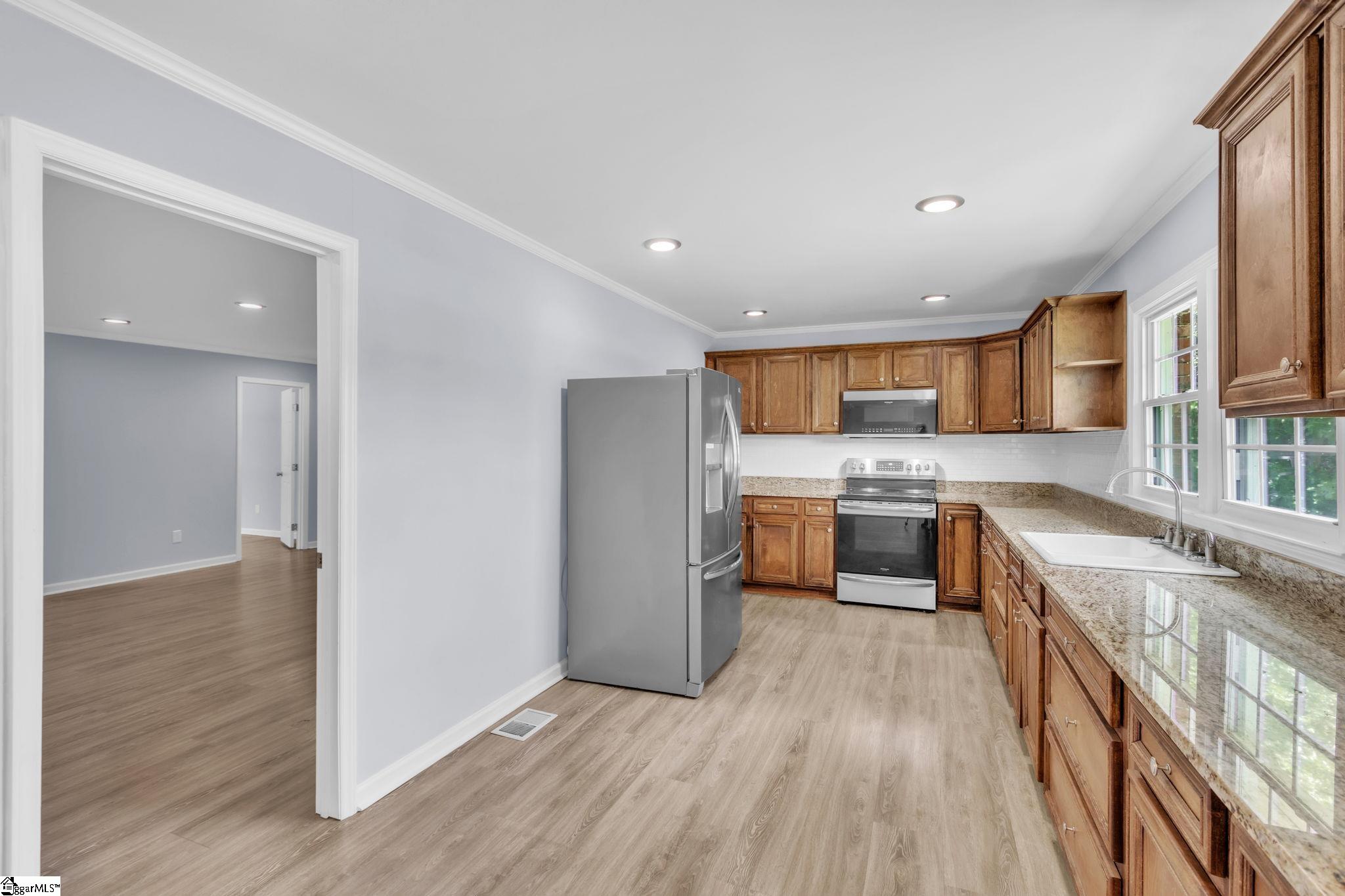 312 Pine Knoll Drive Greenville, SC 29609