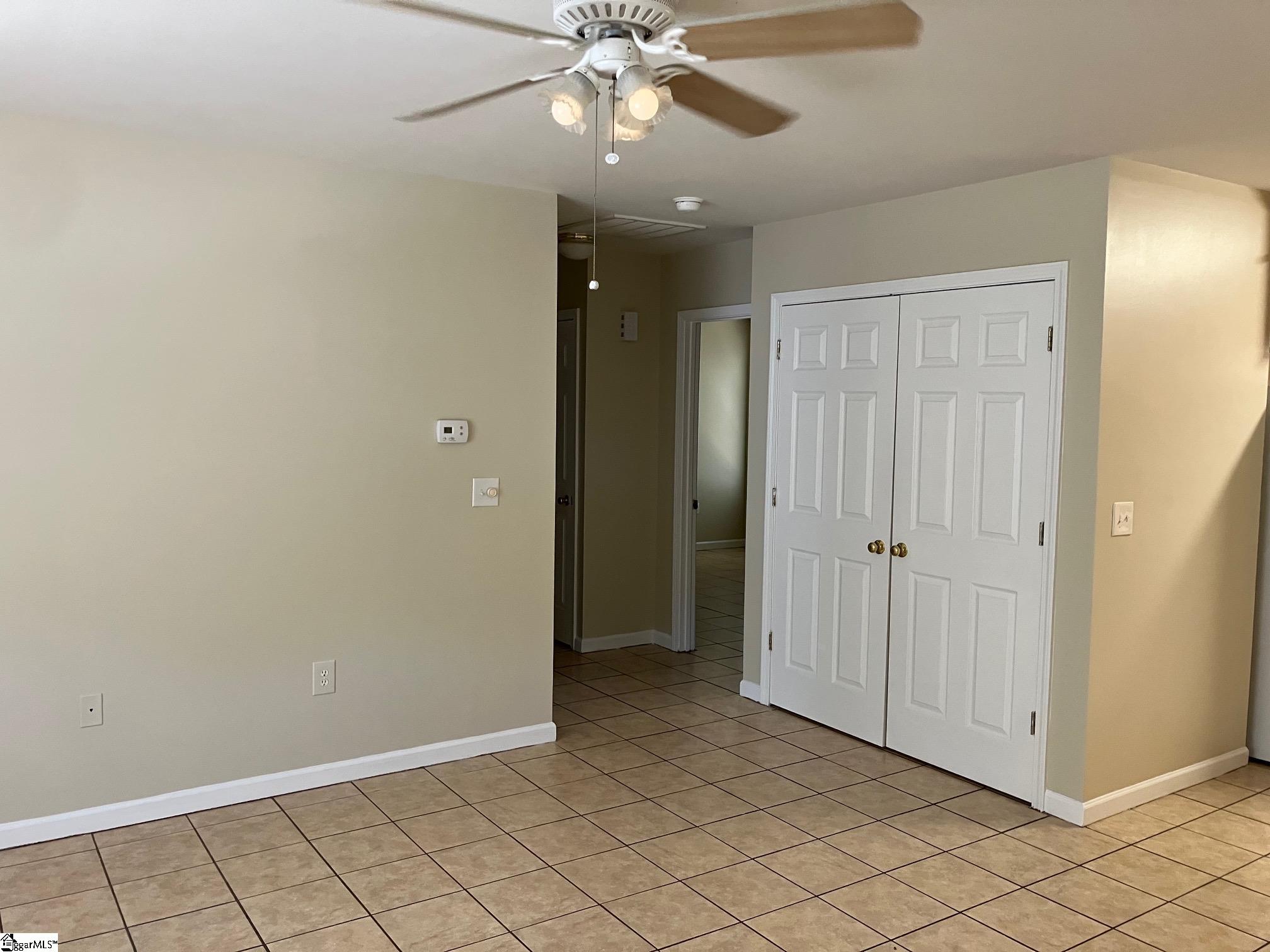 512 St. Mark Road Taylors, SC 29687