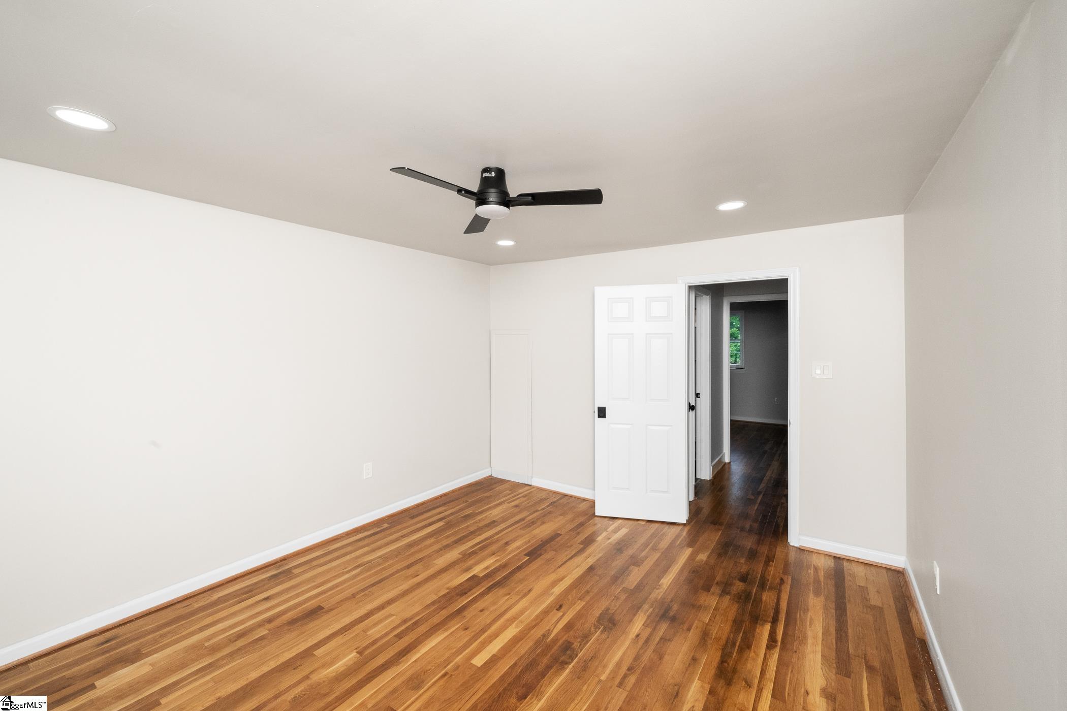 2530 E North Street Greenville, SC 29615-1441