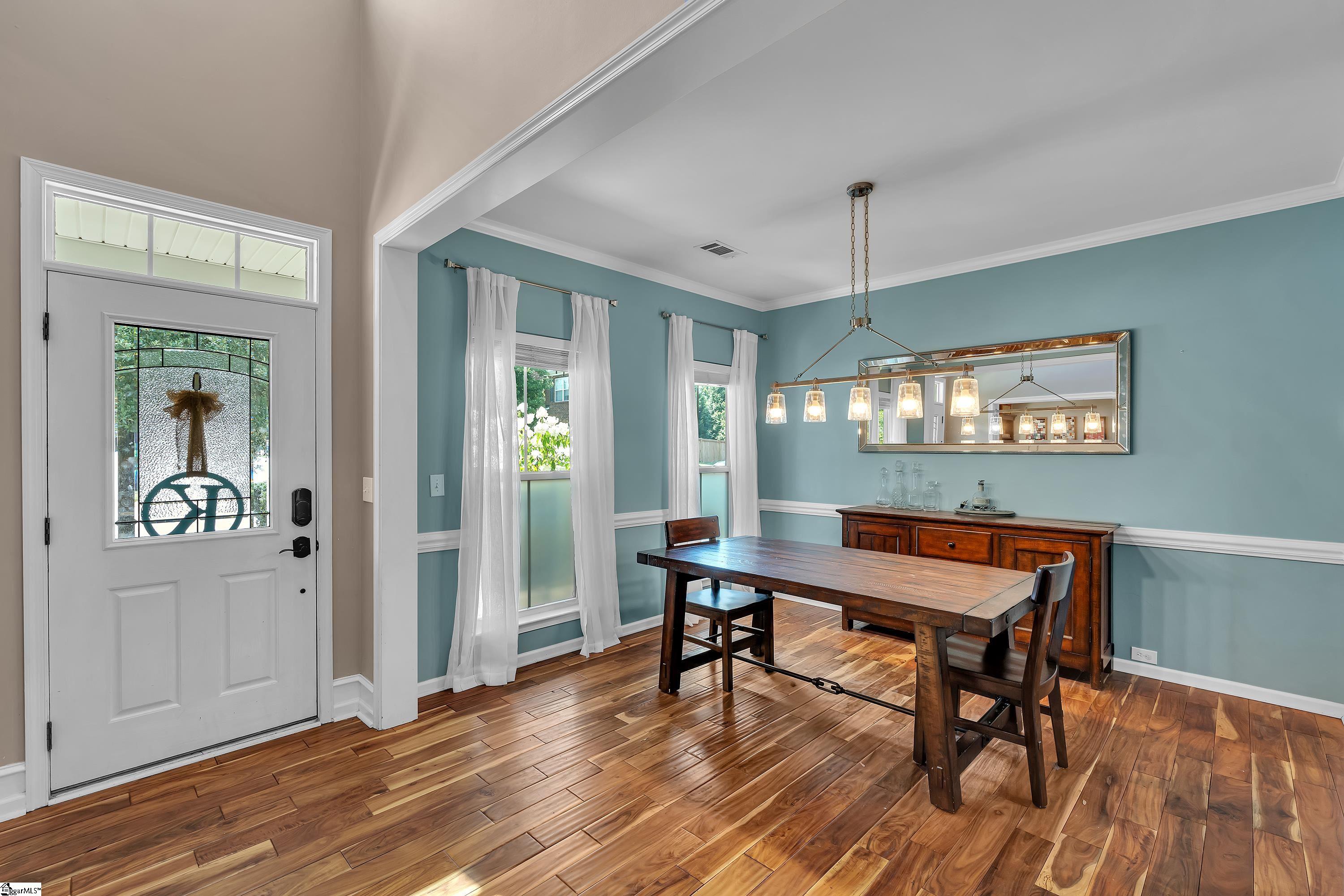 6 Roanoke Way Greenville, SC 29607