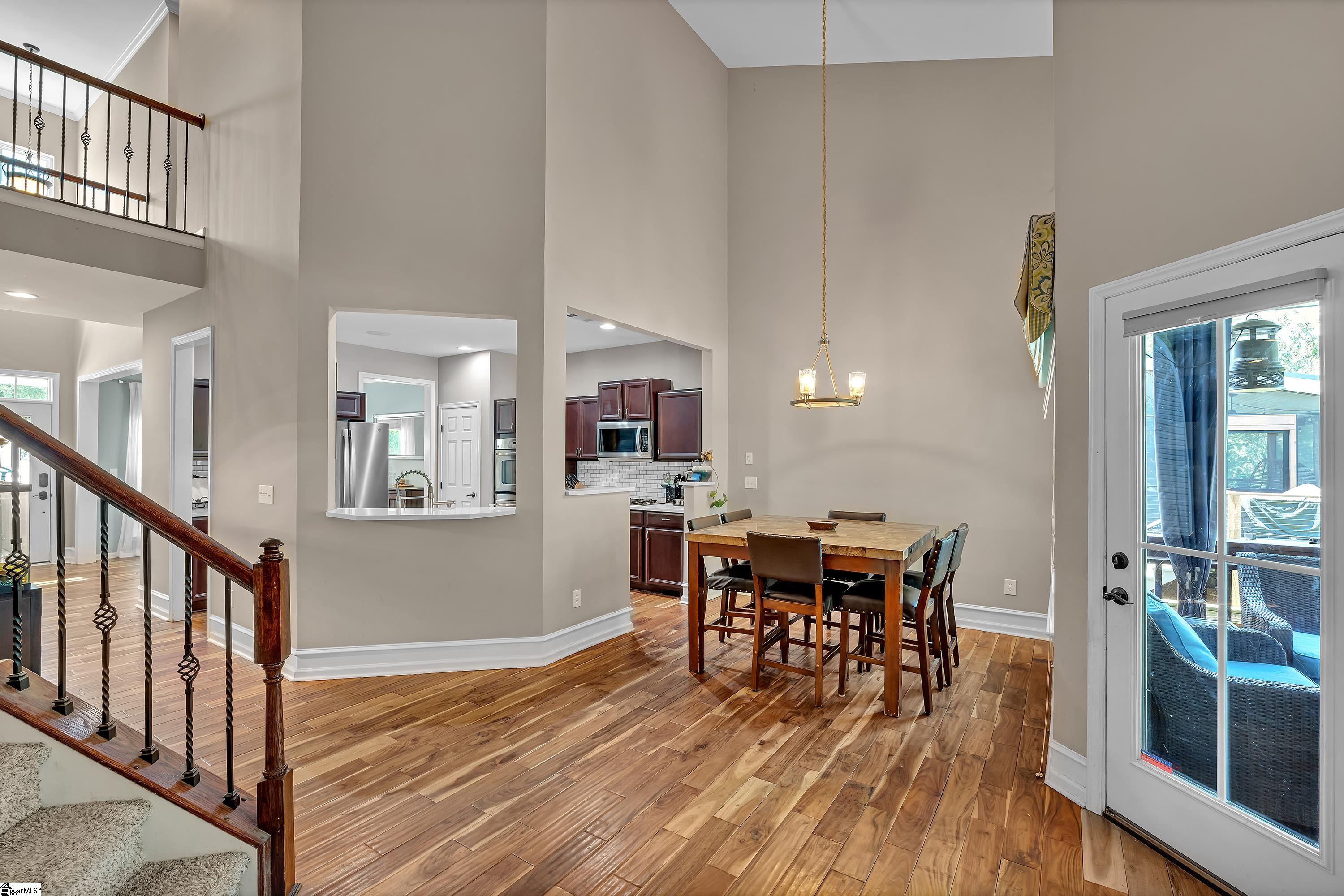 6 Roanoke Way Greenville, SC 29607