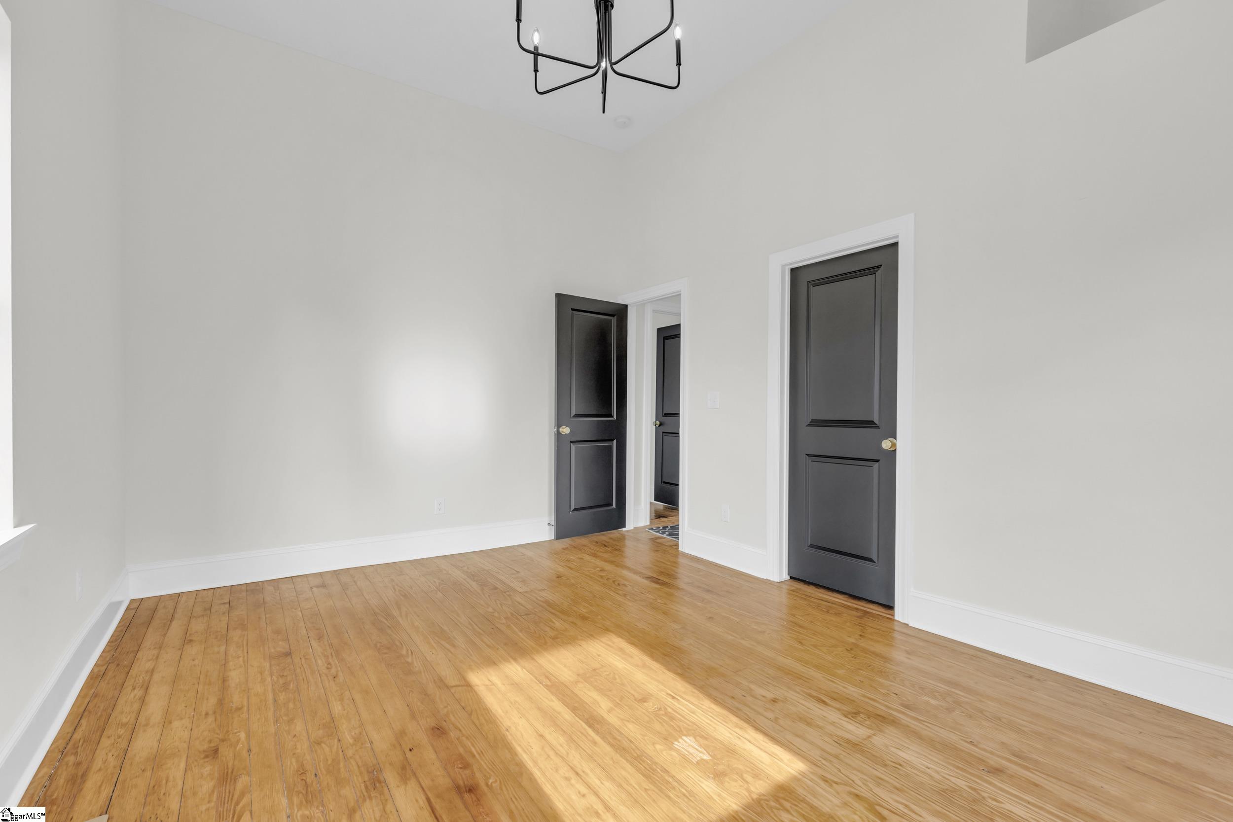 17 Moody Street Greenville, SC 29611