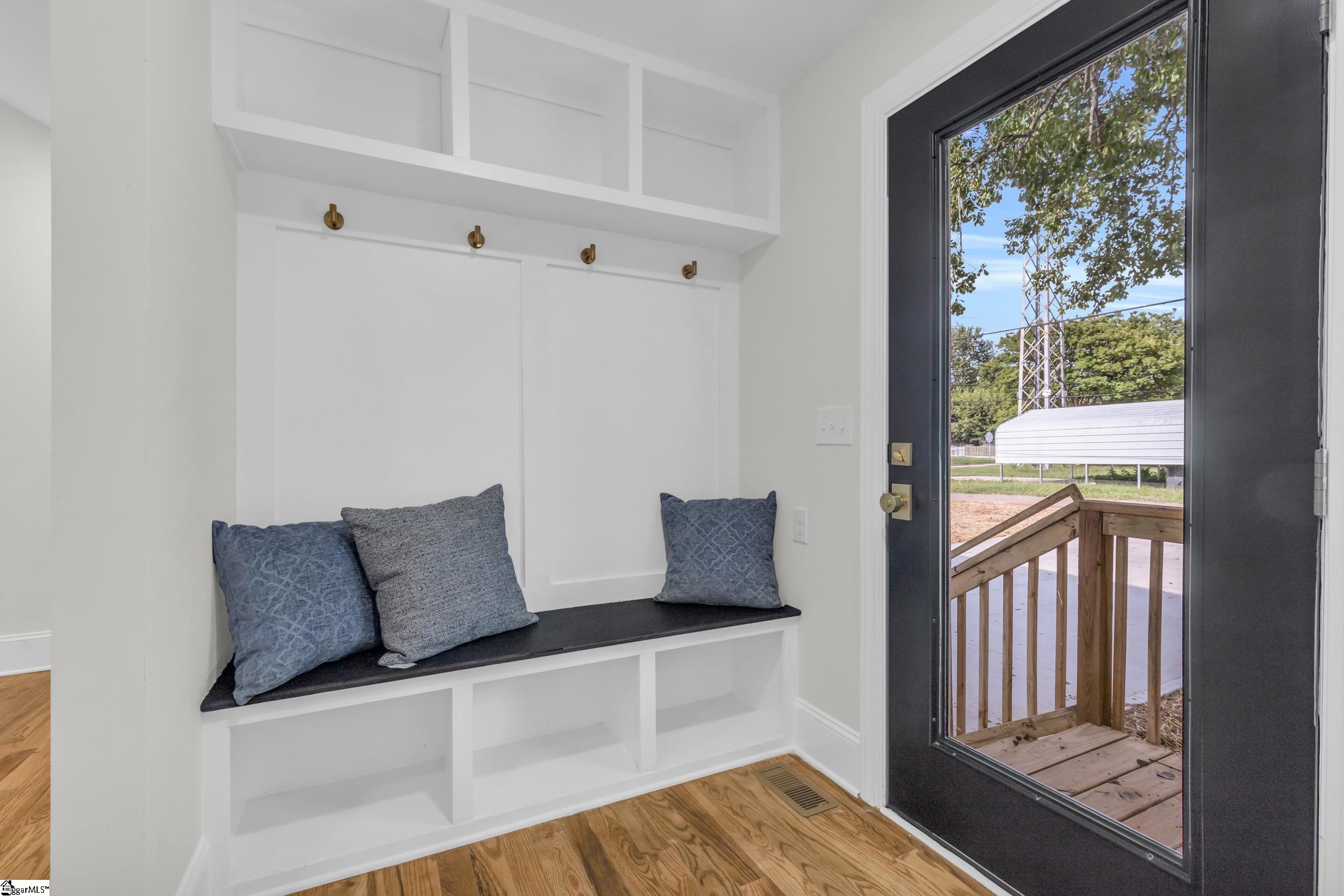 17 Moody Street Greenville, SC 29611