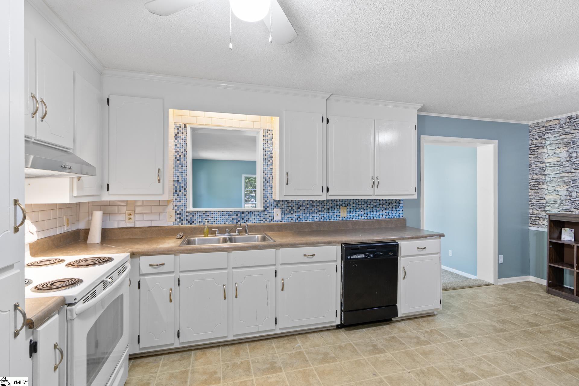 125 Shoally Street Boiling Springs, SC 29316
