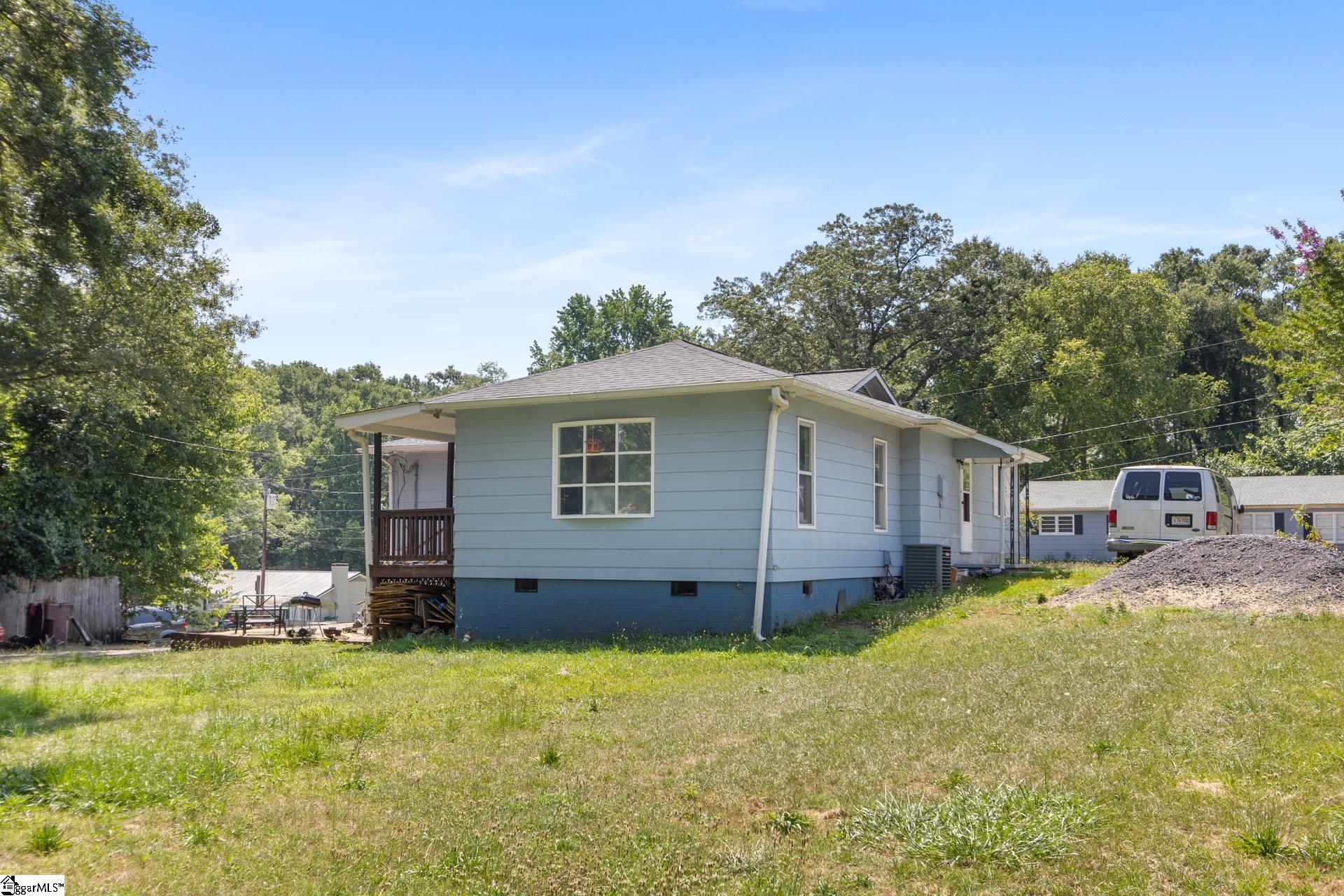 125 Shoally Street Boiling Springs, SC 29316