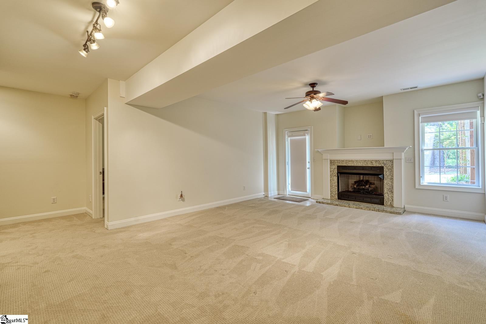 608 Virginia Pine Court Spartanburg, SC 29306