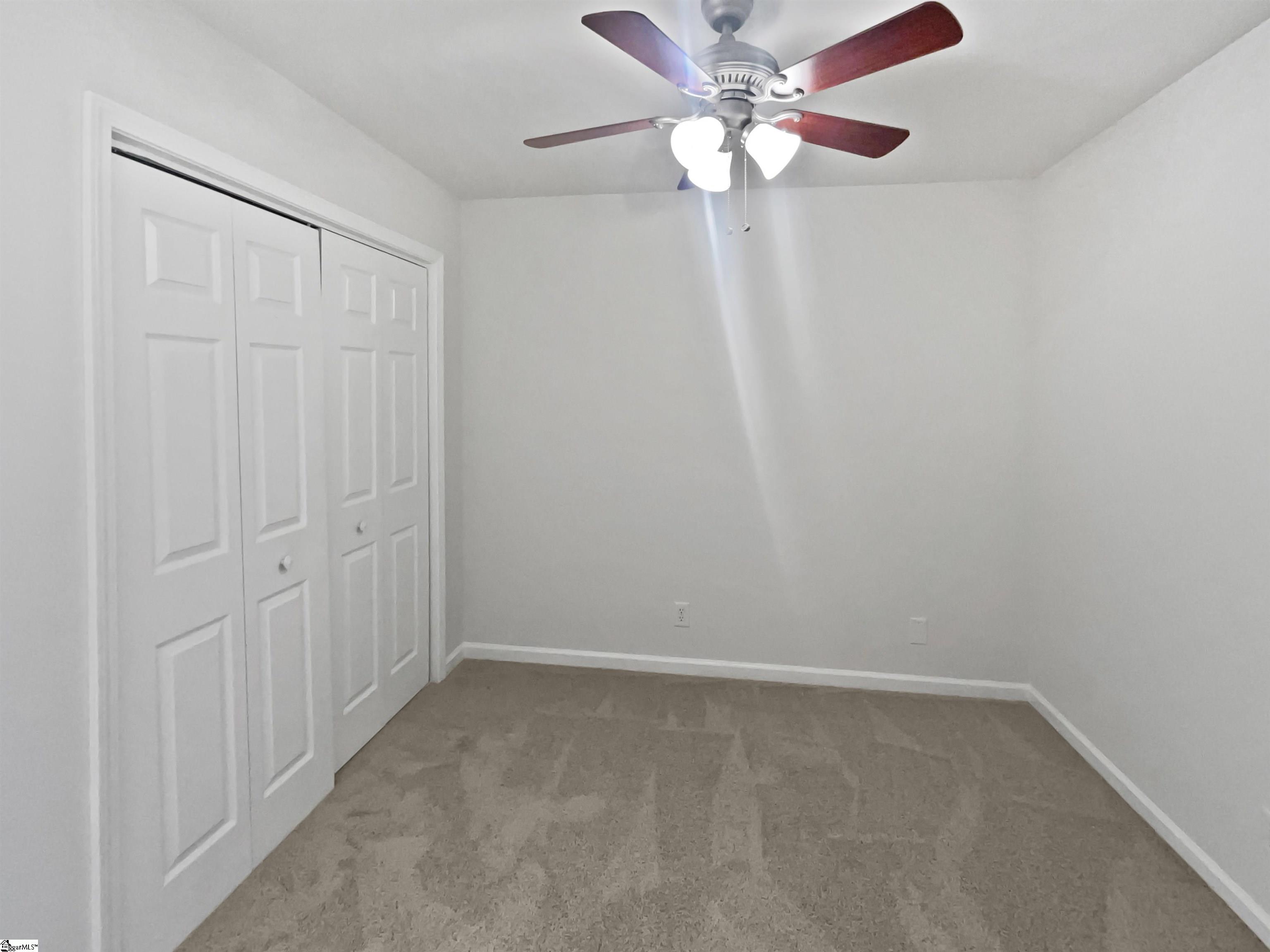 712 Spring Lake Loop Simpsonville, SC 29681