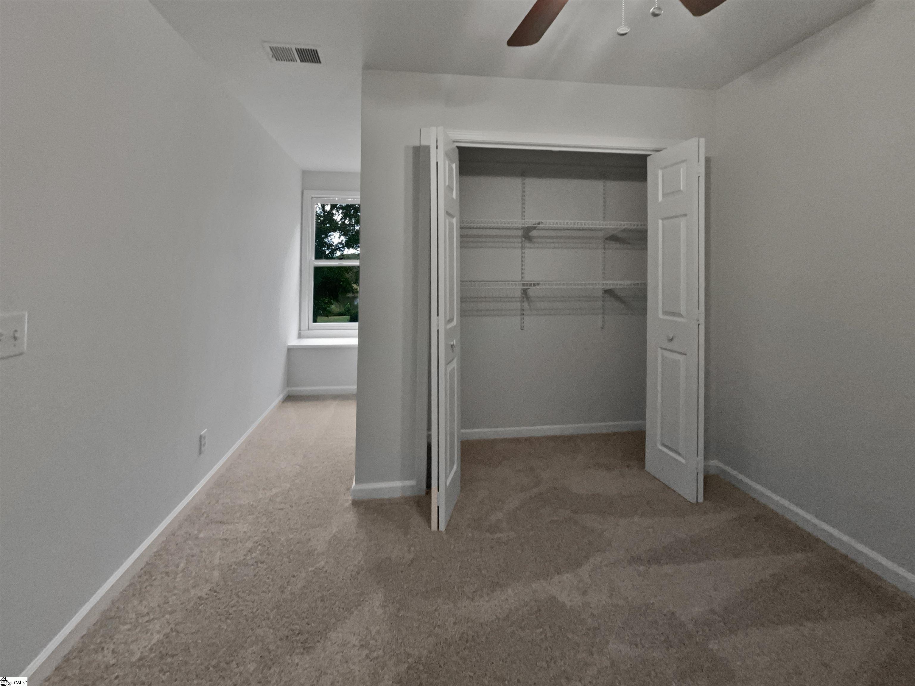 712 Spring Lake Loop Simpsonville, SC 29681