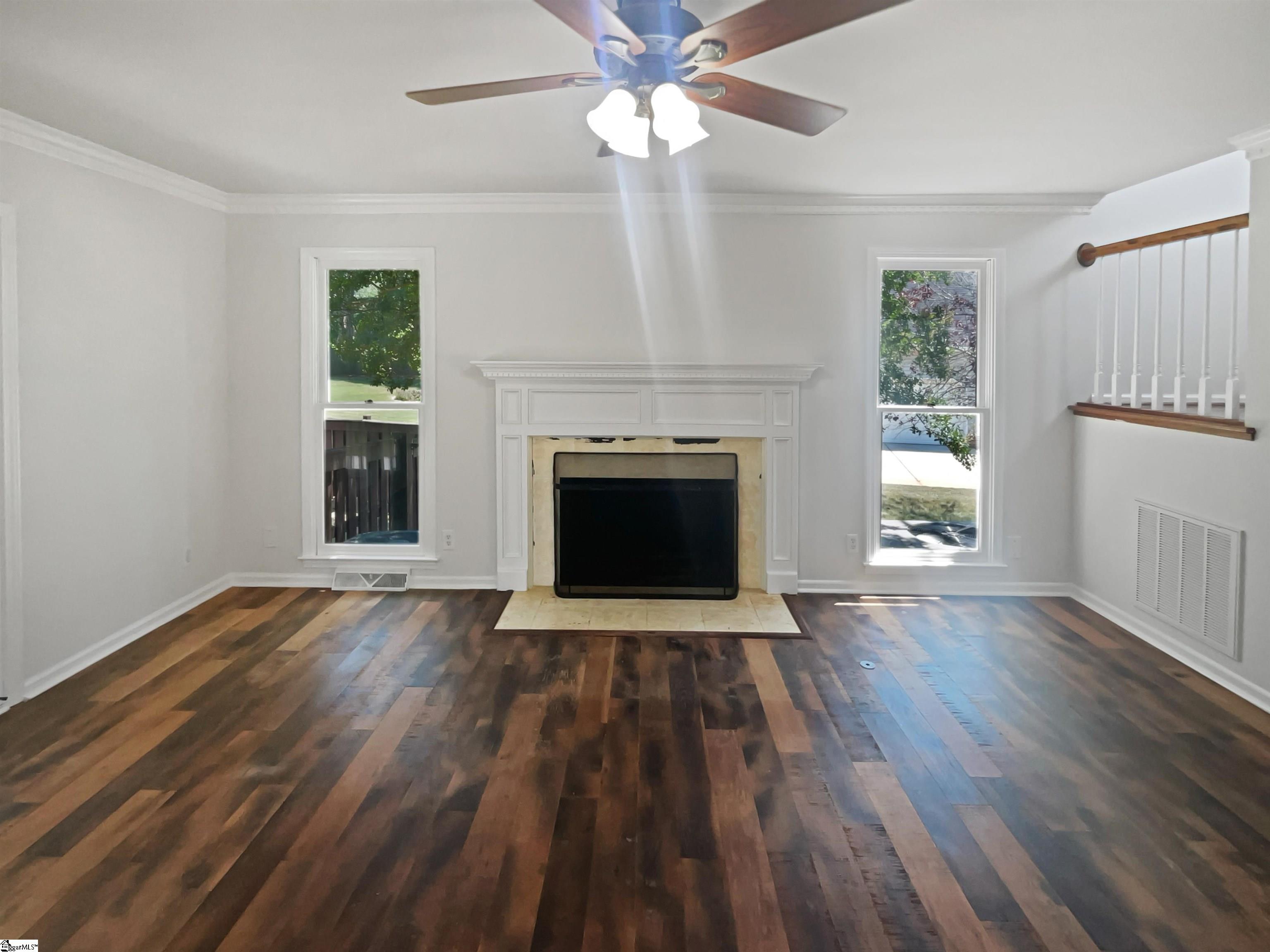 712 Spring Lake Loop Simpsonville, SC 29681