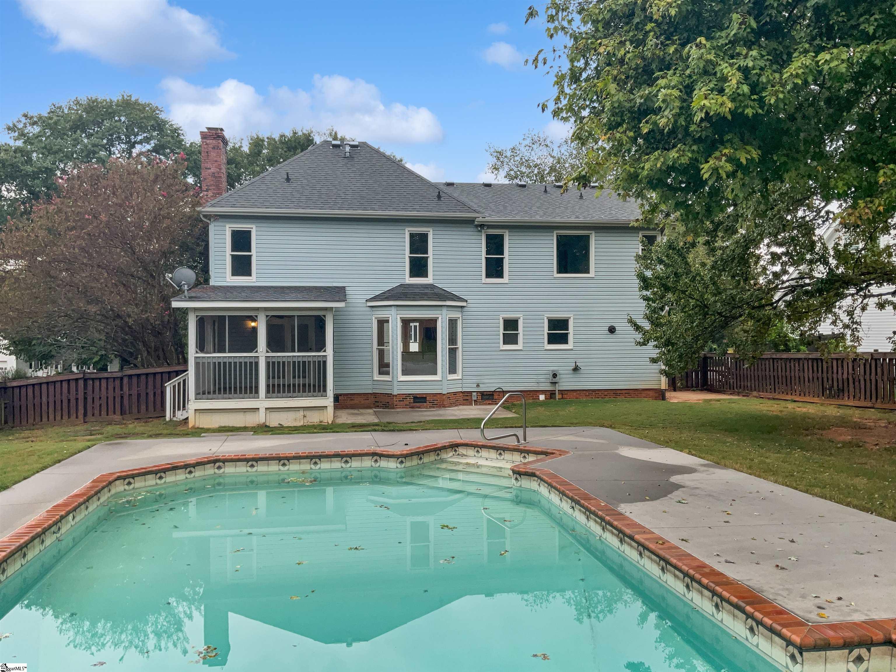 712 Spring Lake Loop Simpsonville, SC 29681