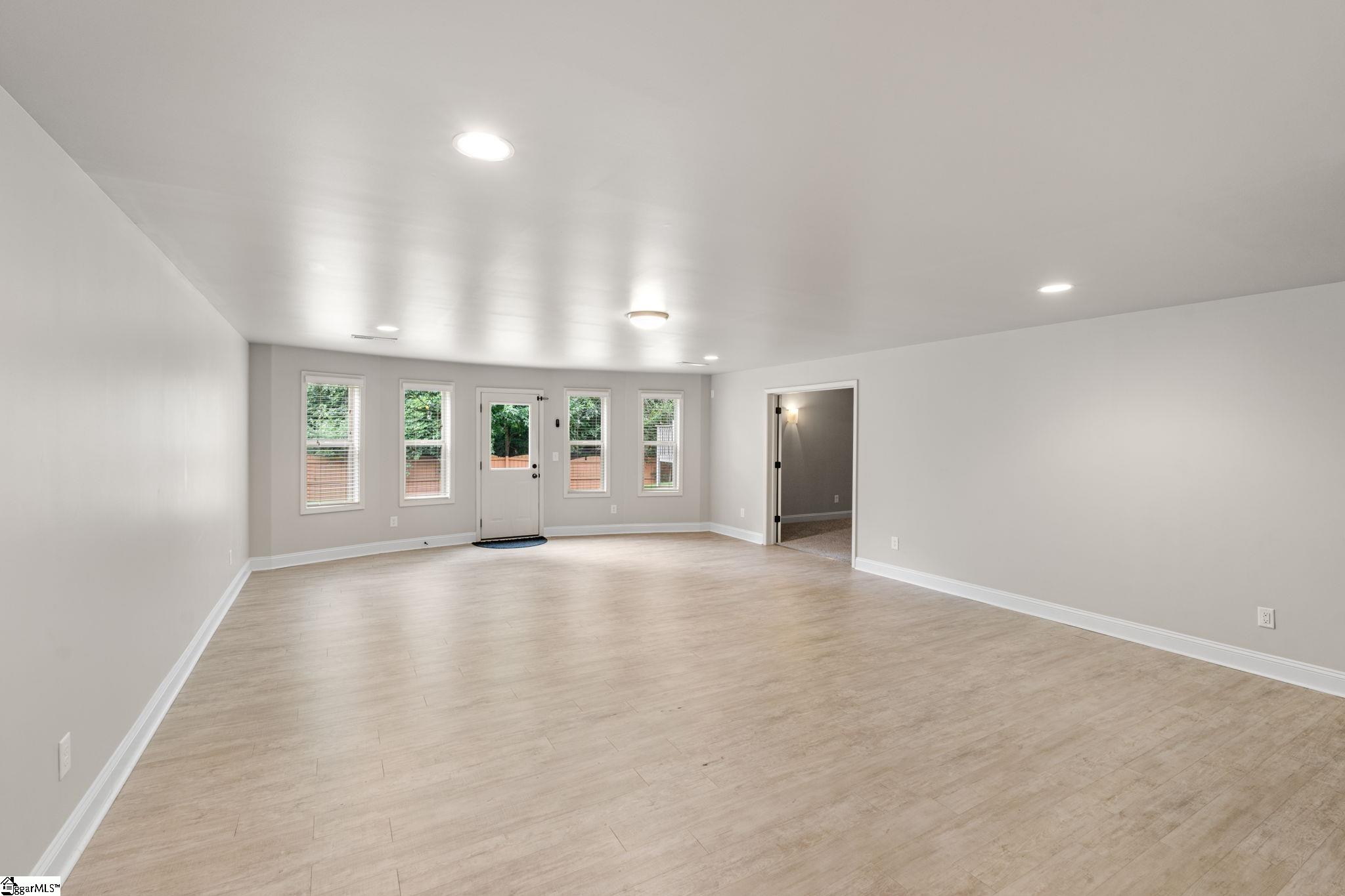 132 Creek Shoals Drive Simpsonville, SC 29681