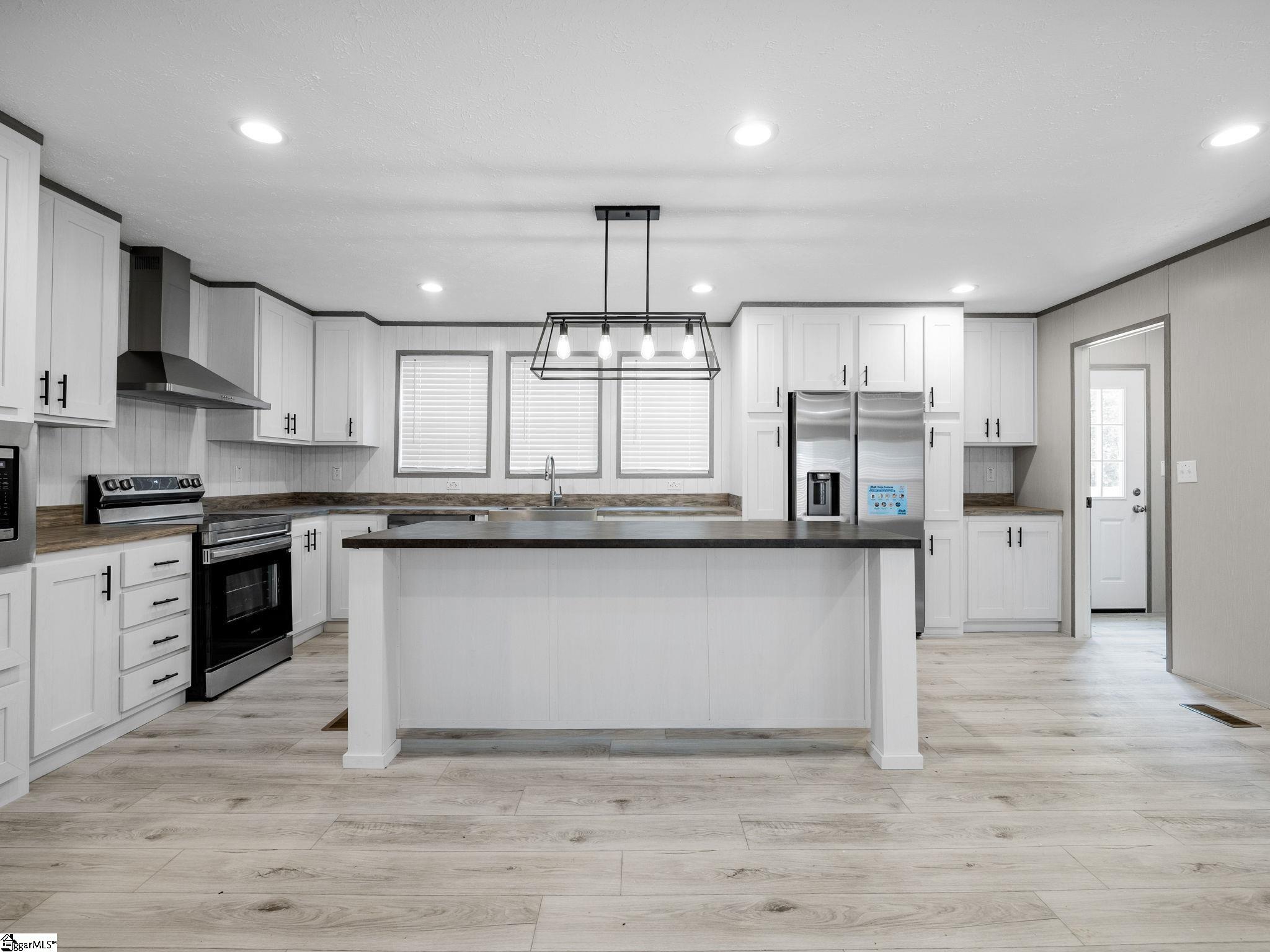 5223 Highway 11 Inman, SC 29349