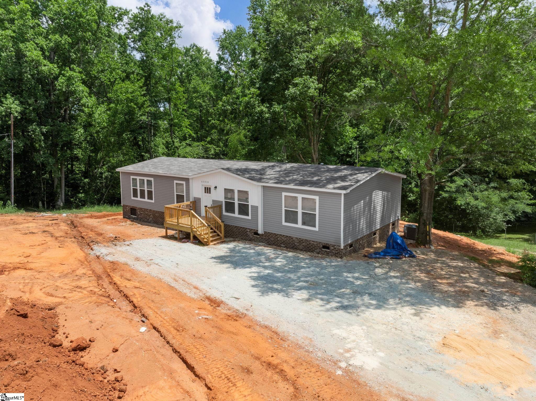 5223 Highway 11 Inman, SC 29349