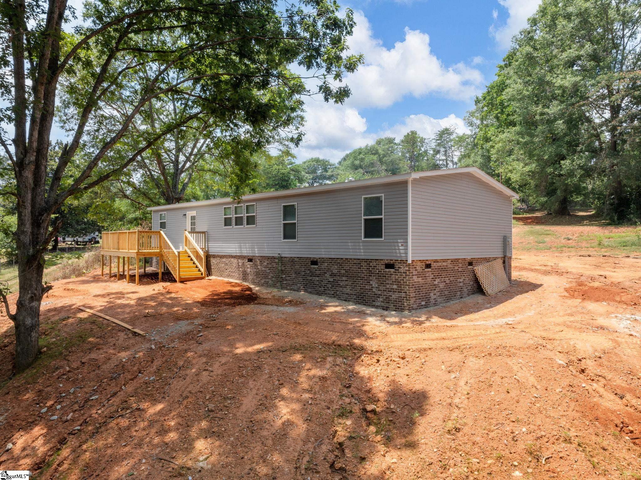 5223 Highway 11 Inman, SC 29349