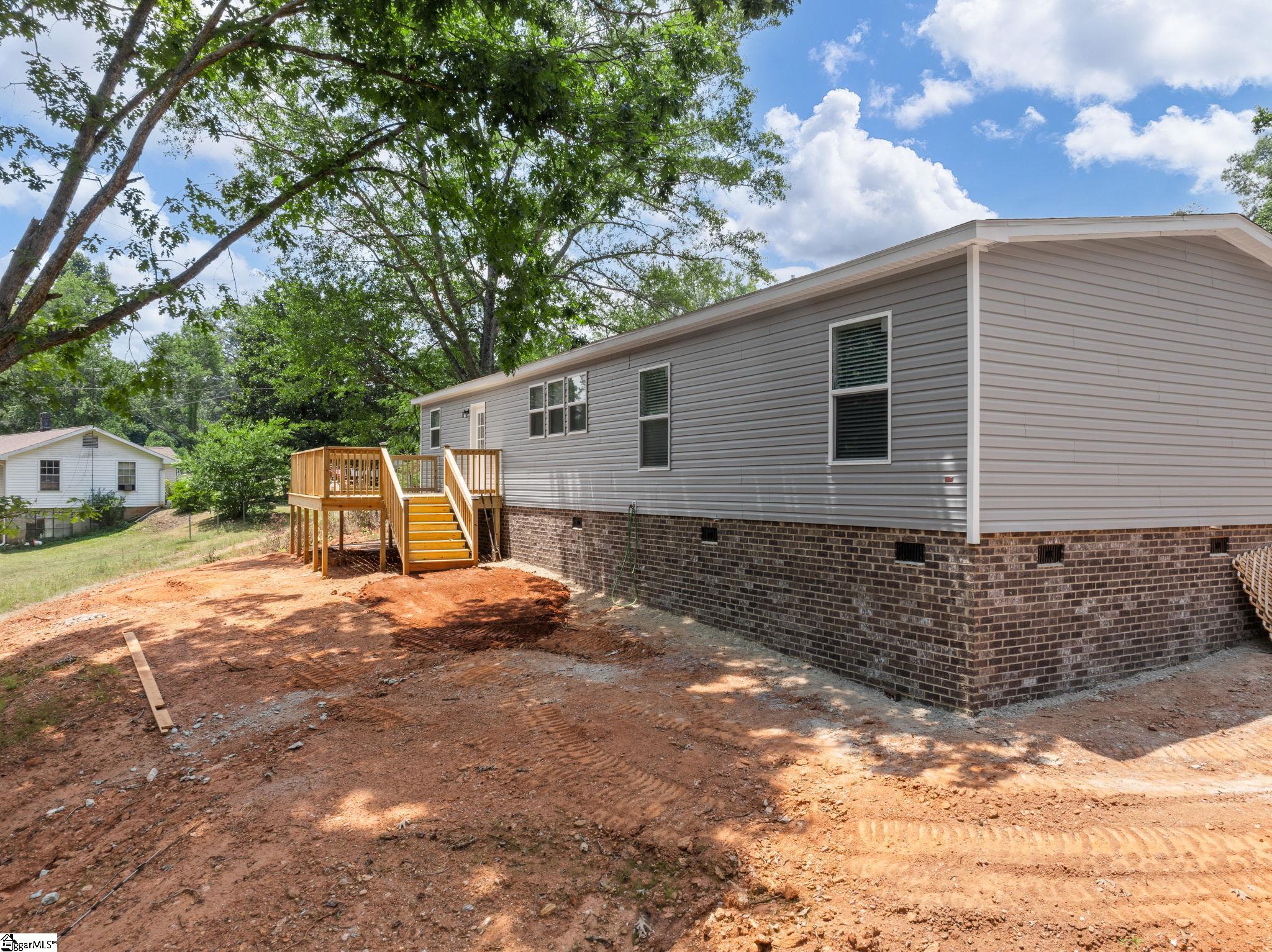 5223 Highway 11 Inman, SC 29349