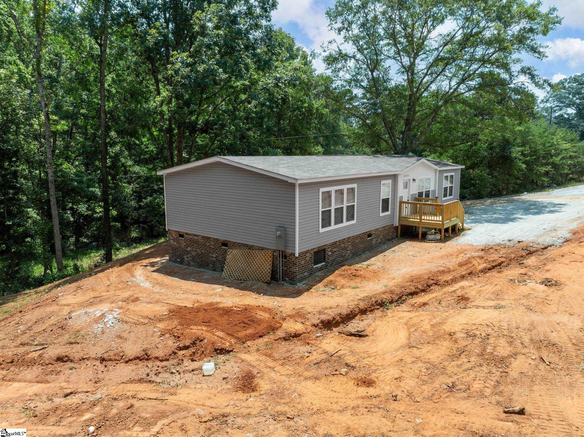 5223 Highway 11 Inman, SC 29349