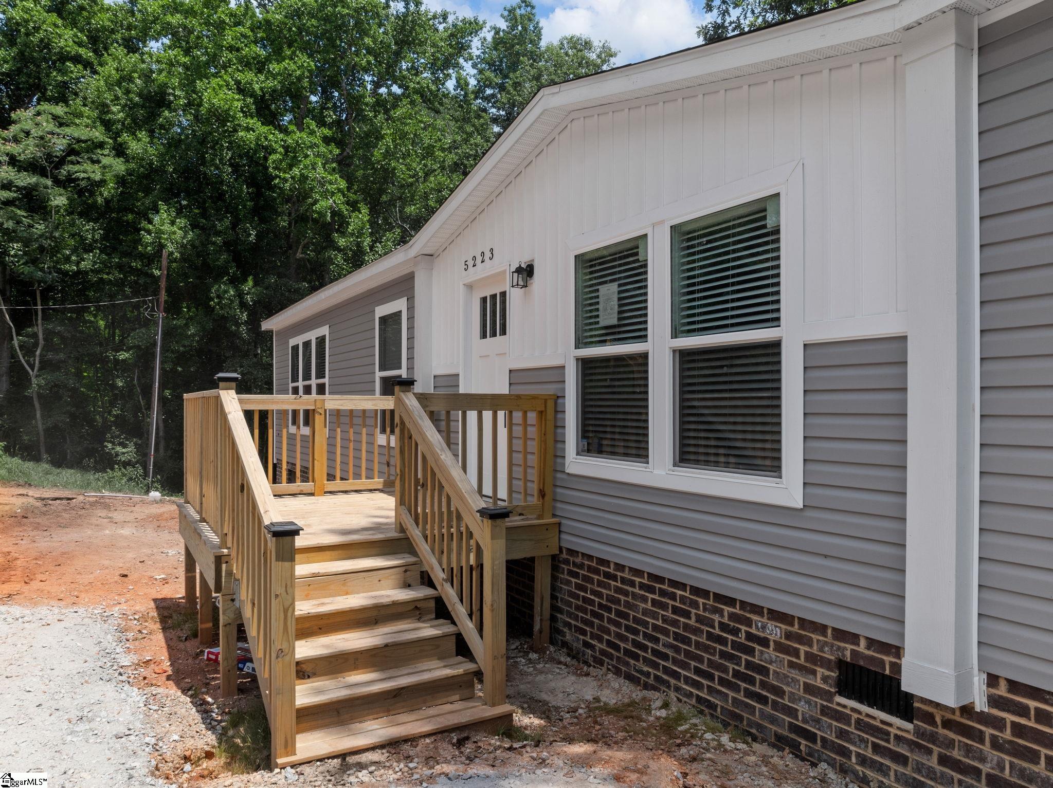 5223 Highway 11 Inman, SC 29349