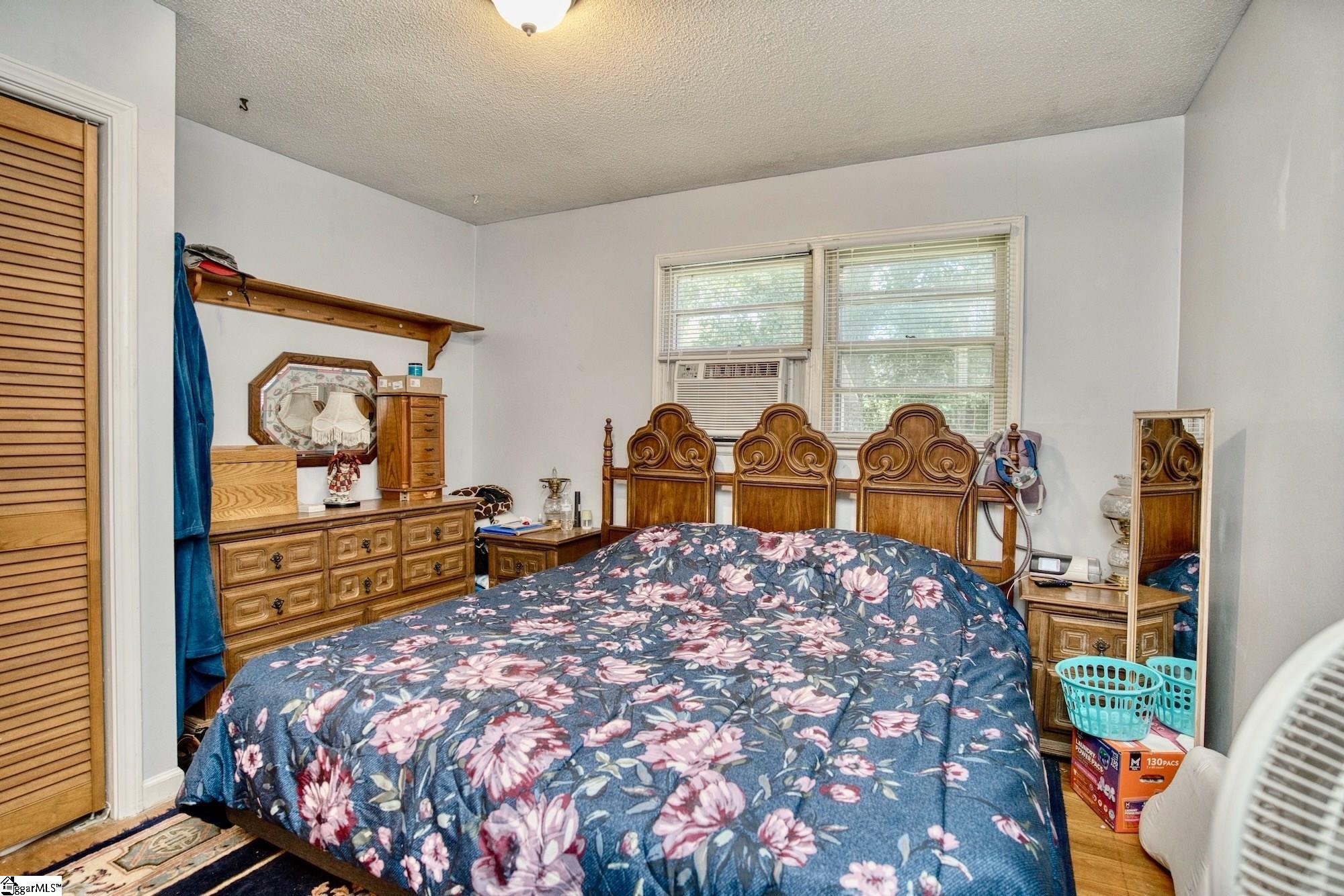 206 Friendship Lane Anderson, SC 29624
