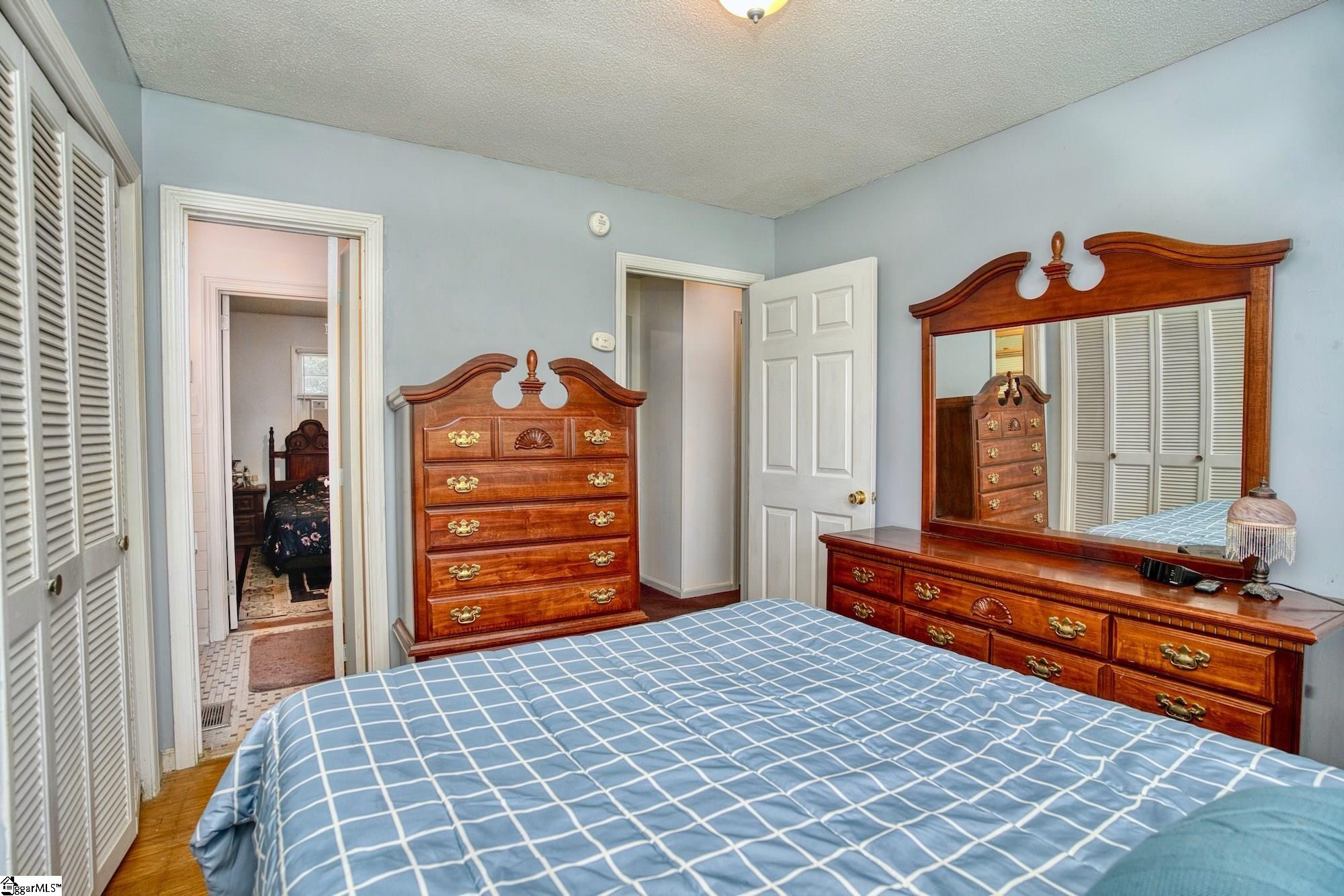 206 Friendship Lane Anderson, SC 29624