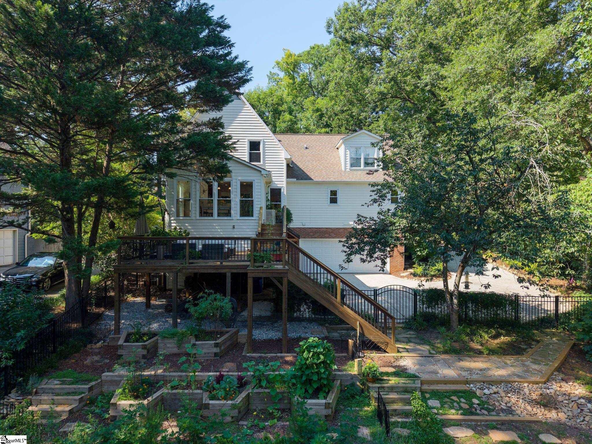 6 Stone Hollow Greenville, SC 29605