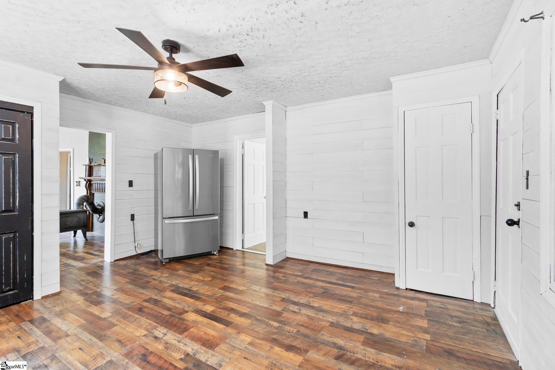 118 Whitmire Highway Joanna, SC 29351