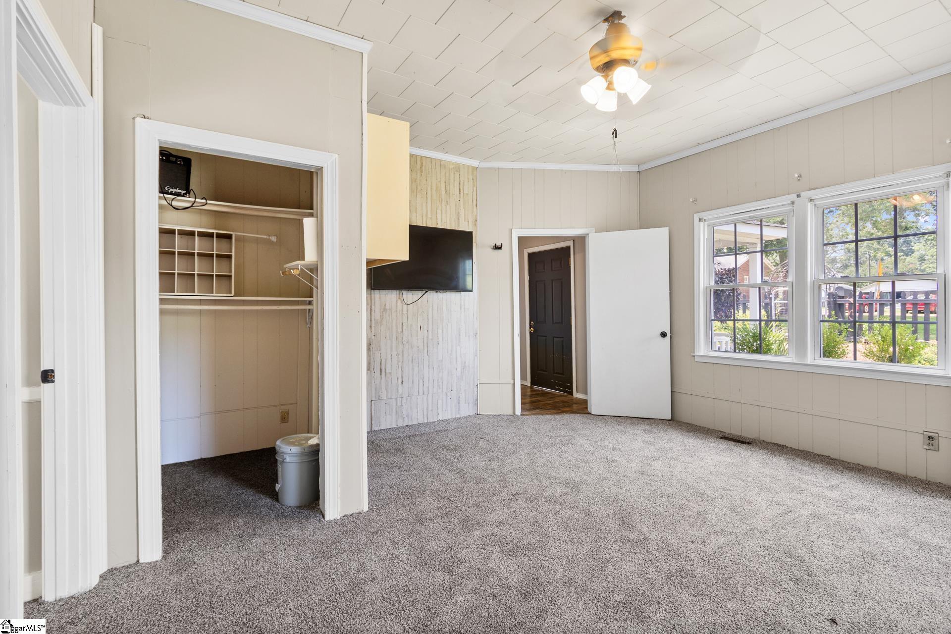 118 Whitmire Highway Joanna, SC 29351