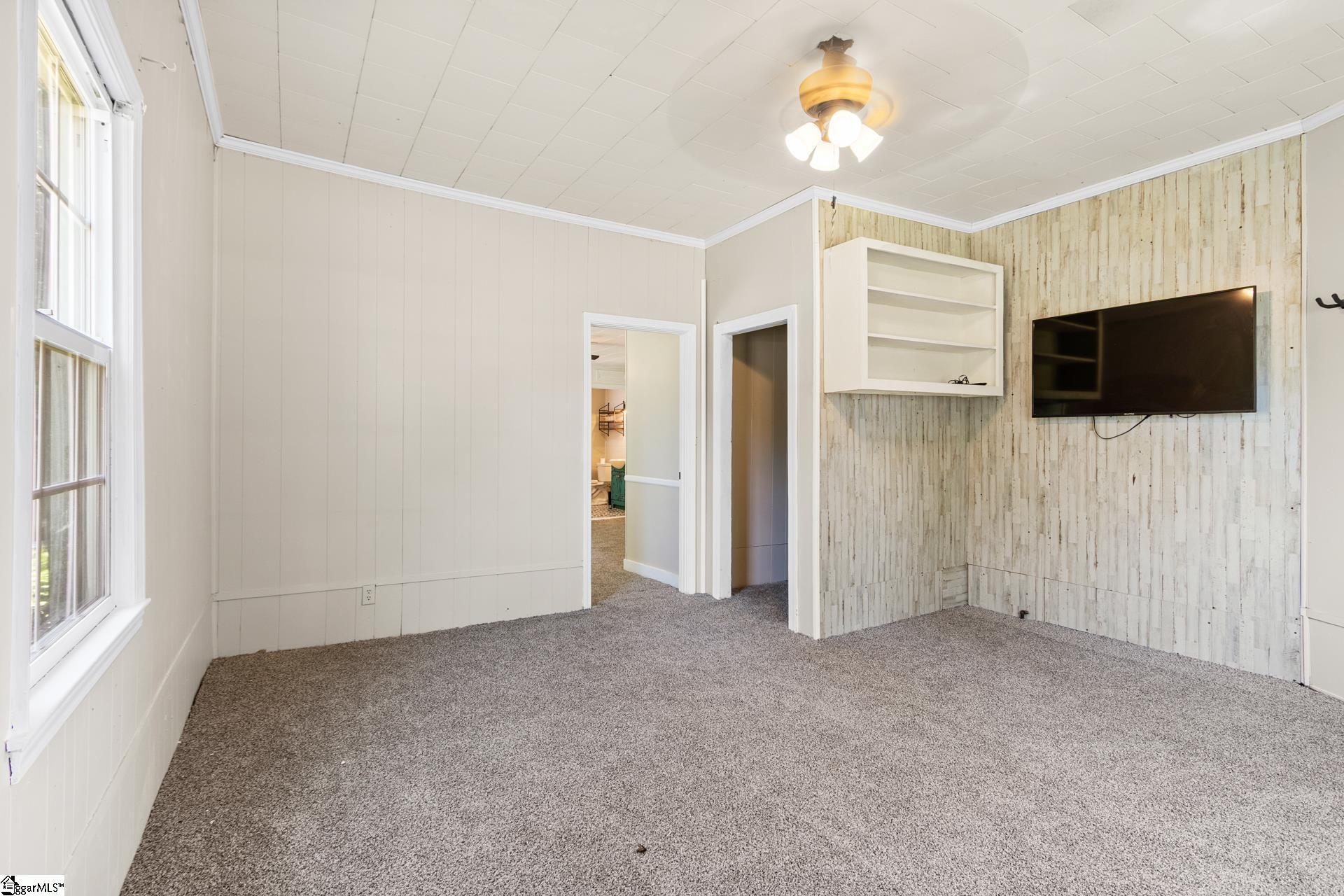 118 Whitmire Highway Joanna, SC 29351
