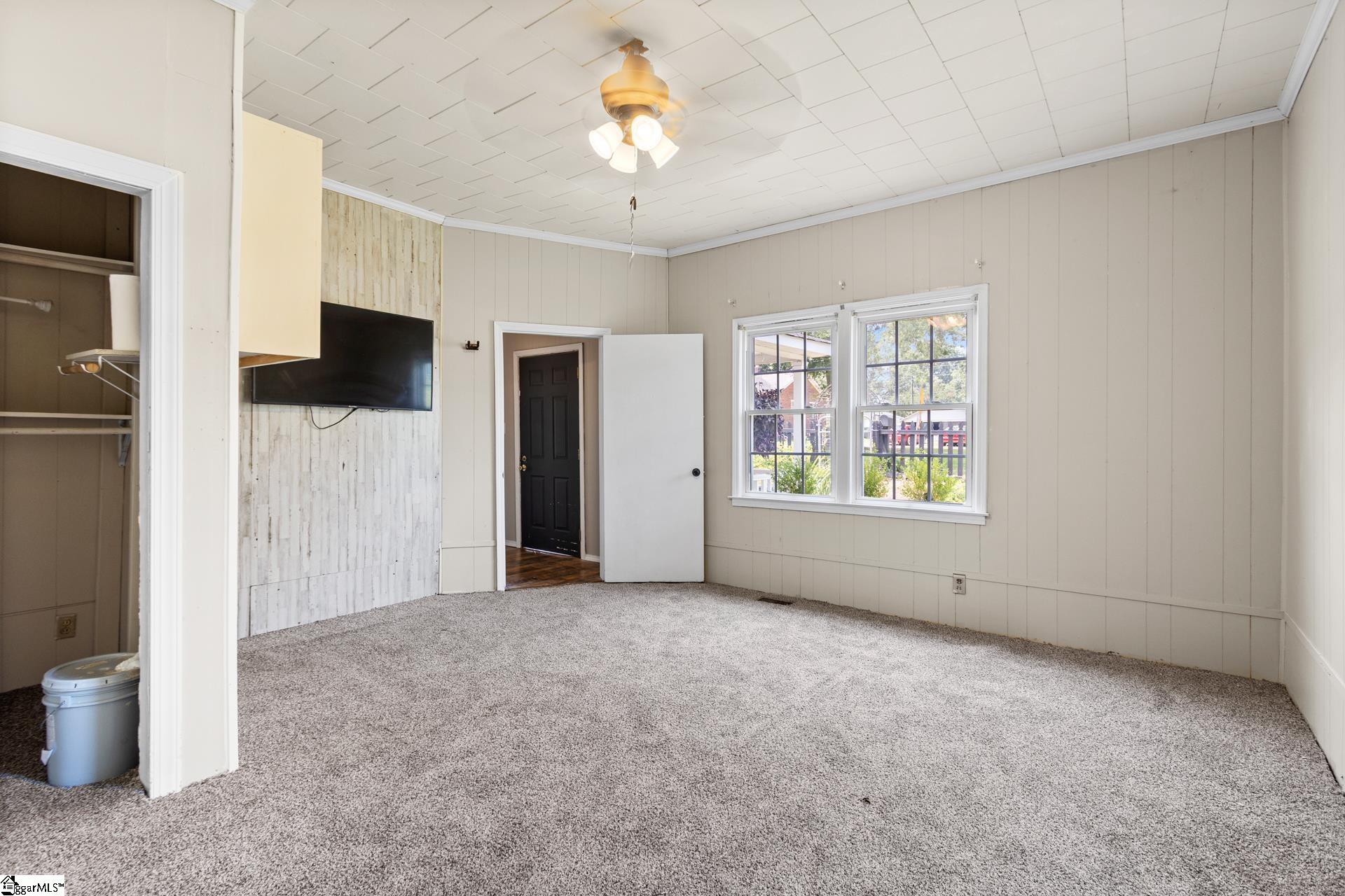 118 Whitmire Highway Joanna, SC 29351