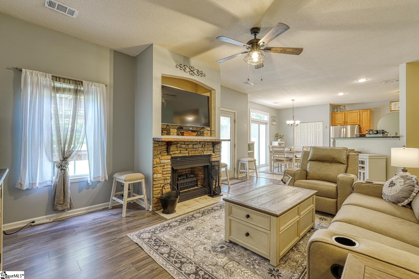 316 Crestview Lane Spartanburg, SC 29301