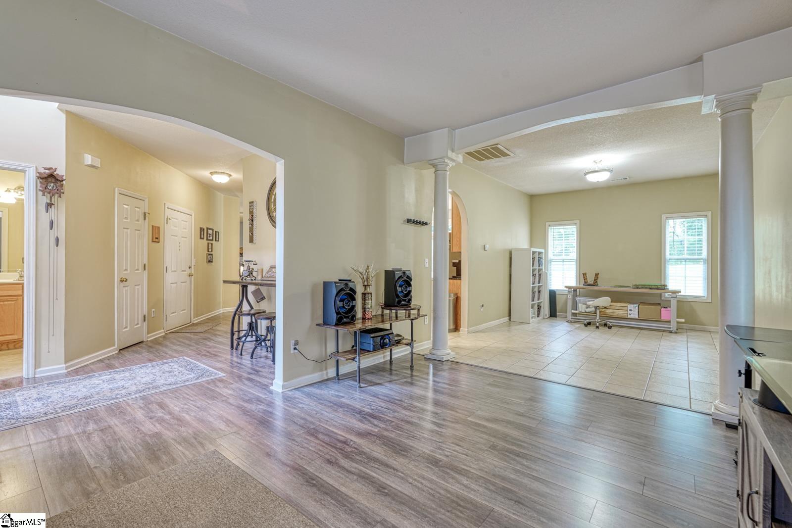 316 Crestview Lane Spartanburg, SC 29301